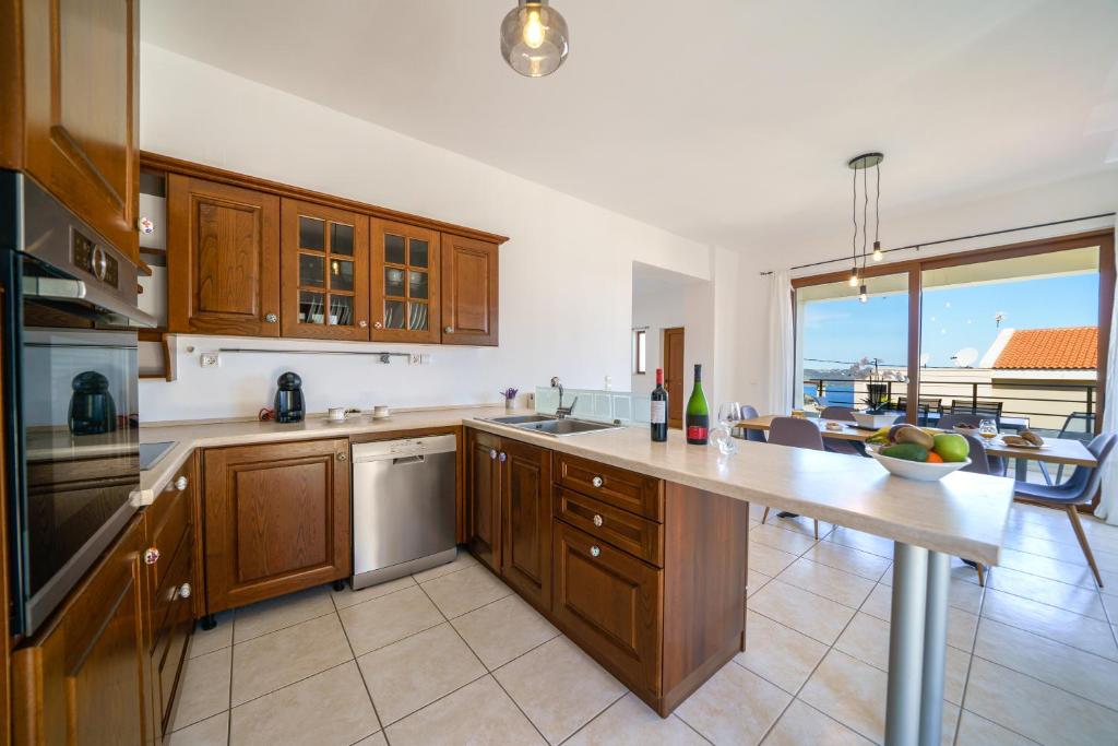 5 Bed, 3 Bath, HouseFor Sale, Chania, Crete