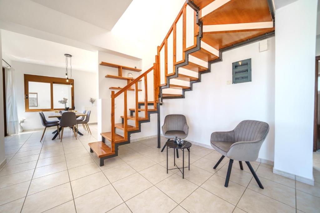 5 Bed, 3 Bath, HouseFor Sale, Chania, Crete