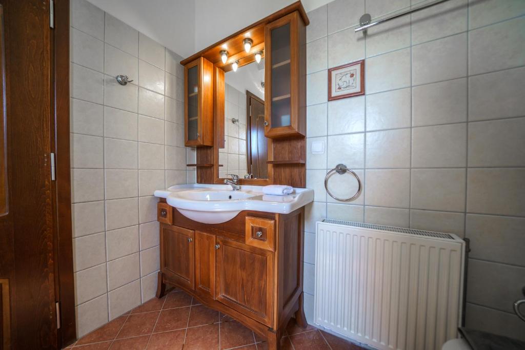 5 Bed, 3 Bath, HouseFor Sale, Chania, Crete