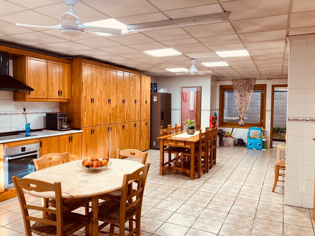 6 Bed, 2 Bath, HouseFor Sale, Catral, Alicante