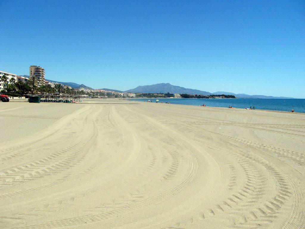 3 Bed, 2 Bath, ApartmentFor Sale, Estepona, Costa del Sol