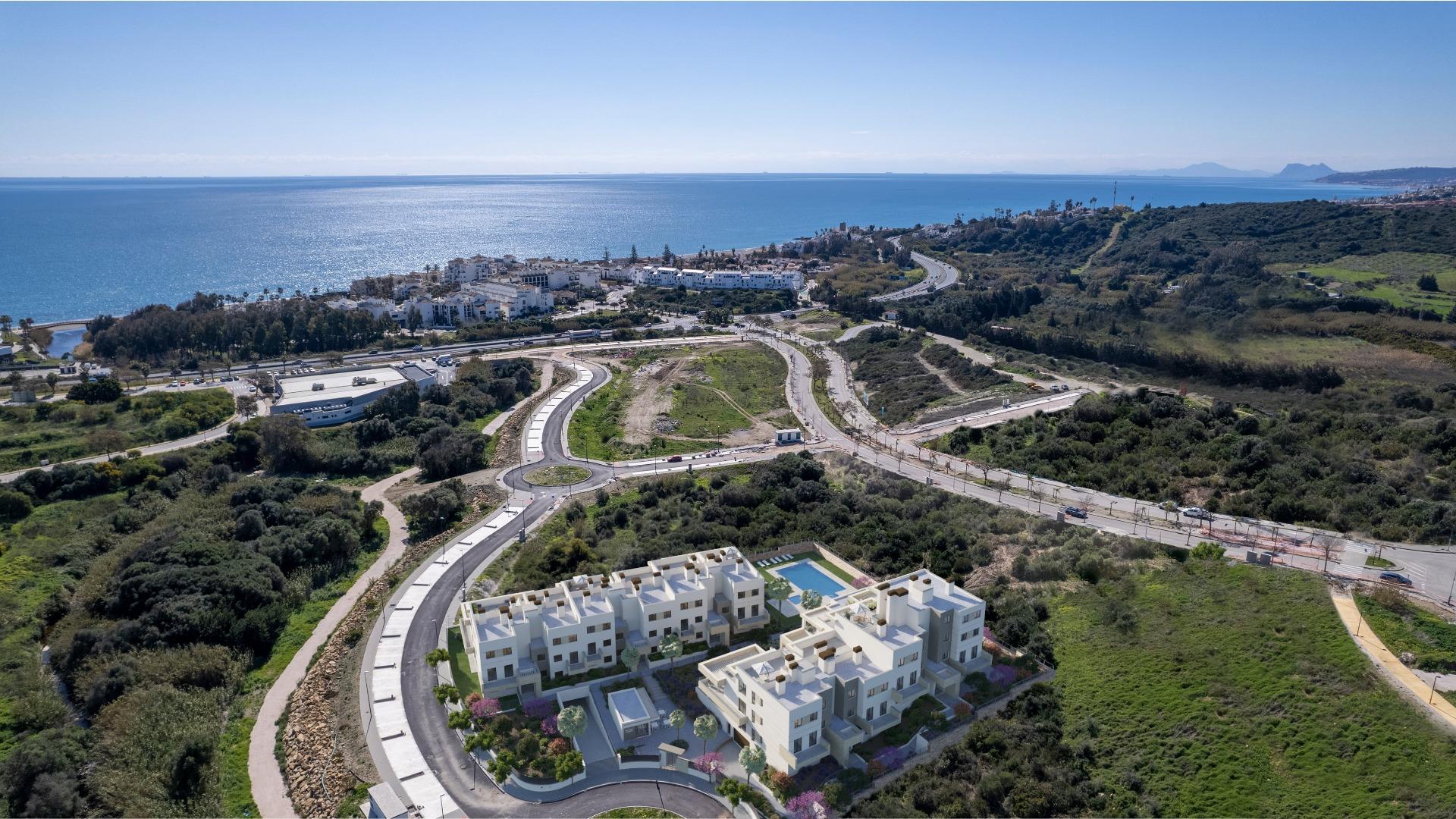 3 Bed, 2 Bath, ApartmentFor Sale, Estepona, Costa del Sol