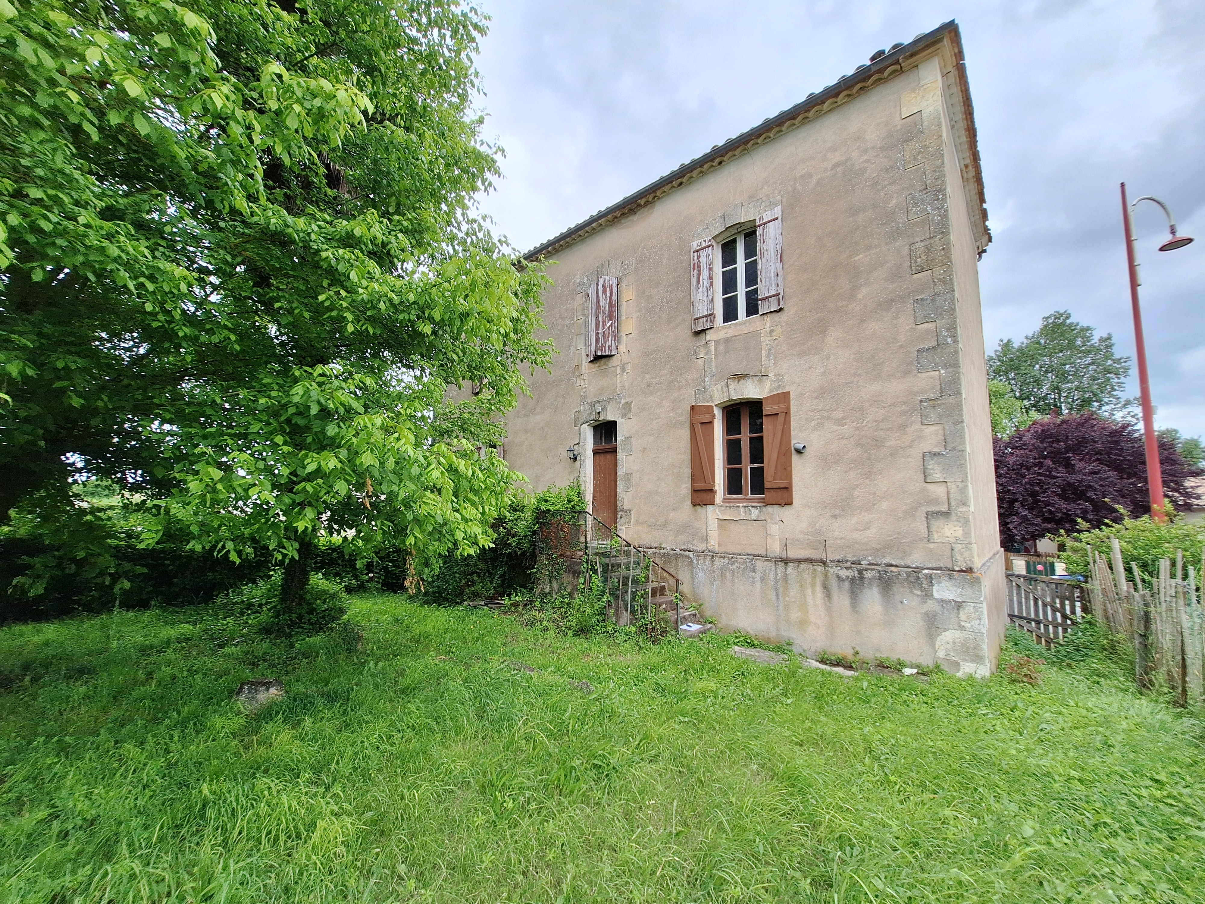 2 Bed, 1 Bath, HouseFor Sale, Castillonnes, Lot-et-Garonne, Aquitaine, 47330