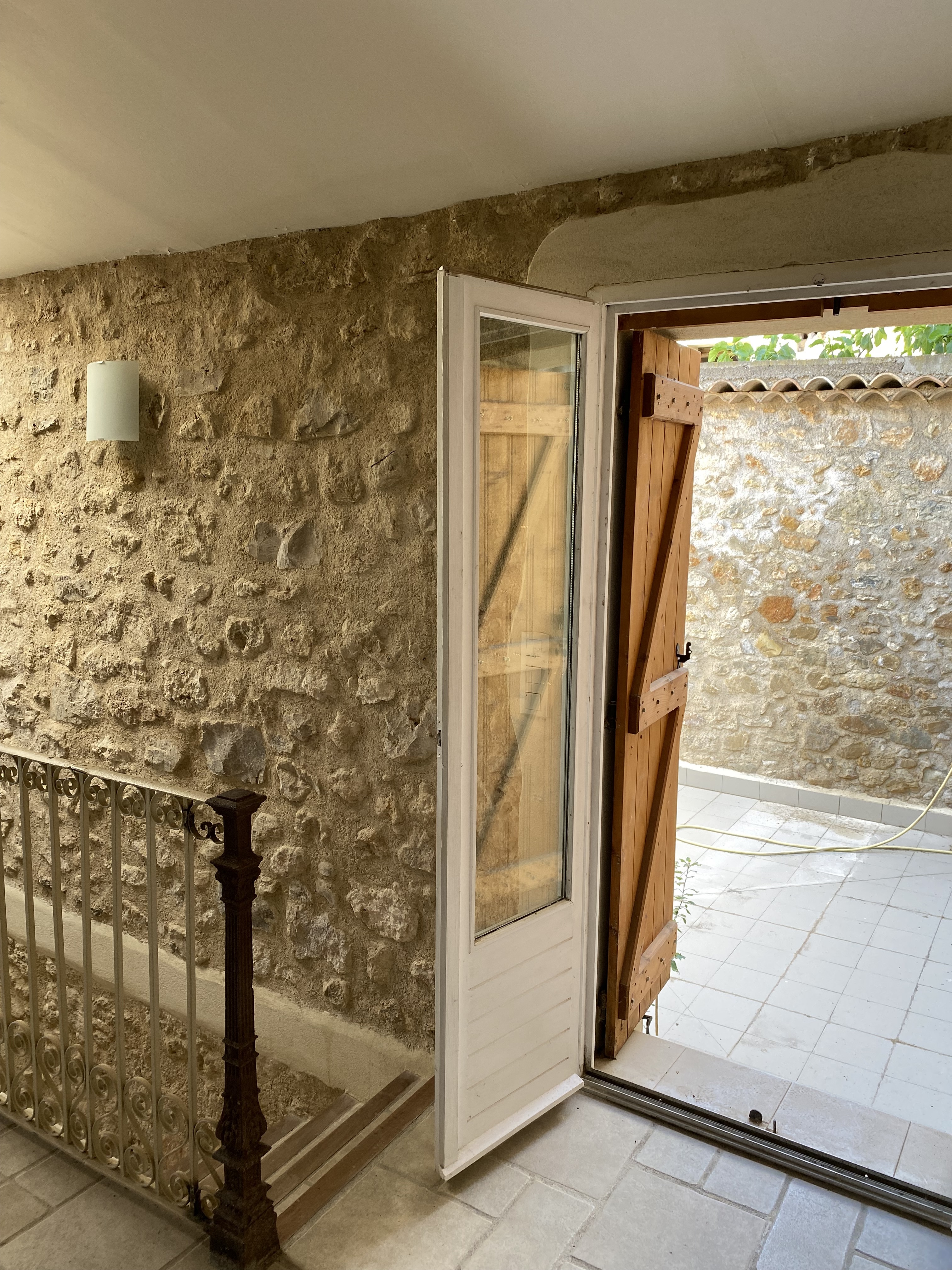 2 Bed, 3 Bath, HouseFor Sale, Autignac, Herault, Languedoc-Roussillon, 34480