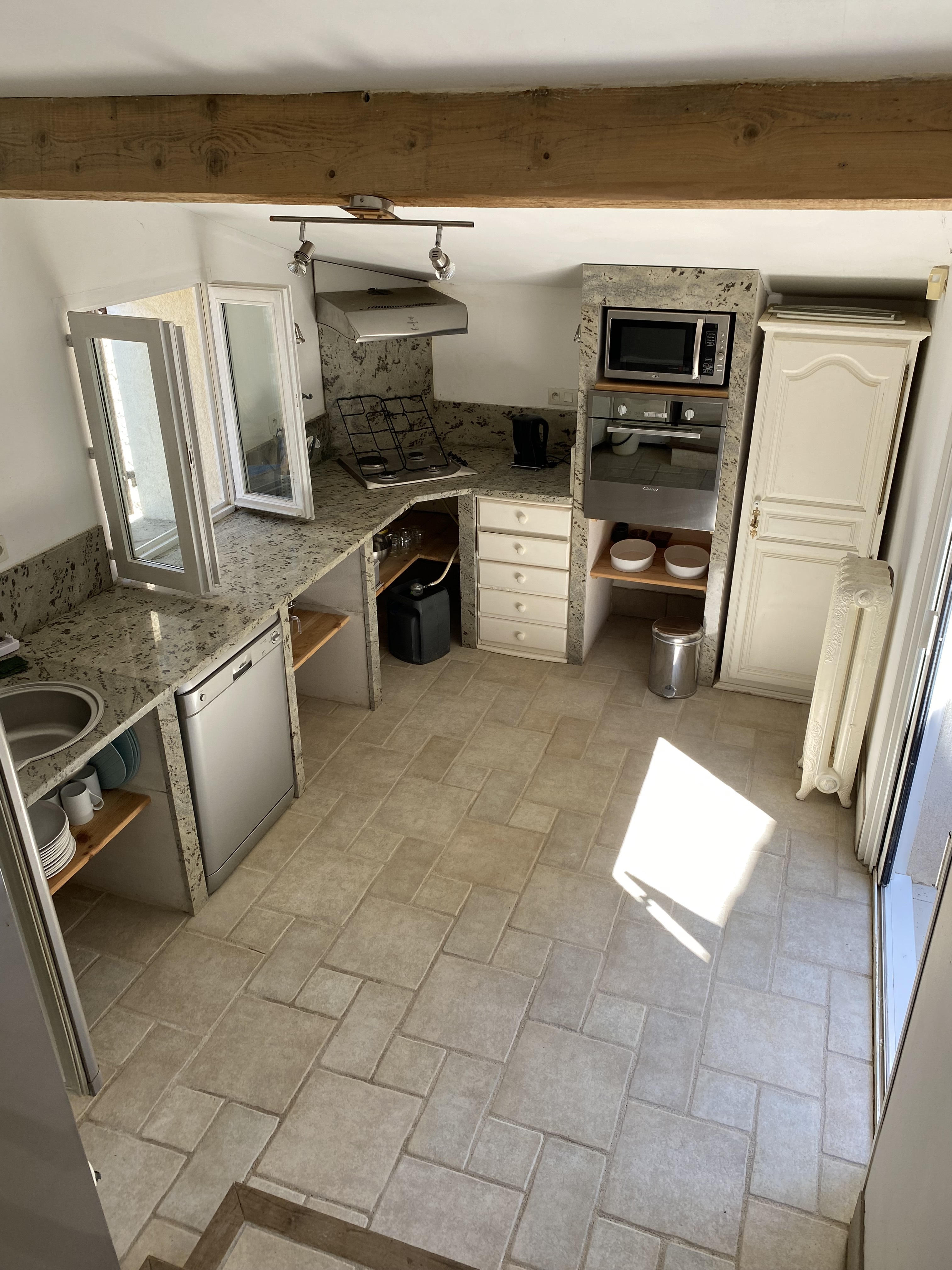 2 Bed, 3 Bath, HouseFor Sale, Autignac, Herault, Languedoc-Roussillon, 34480