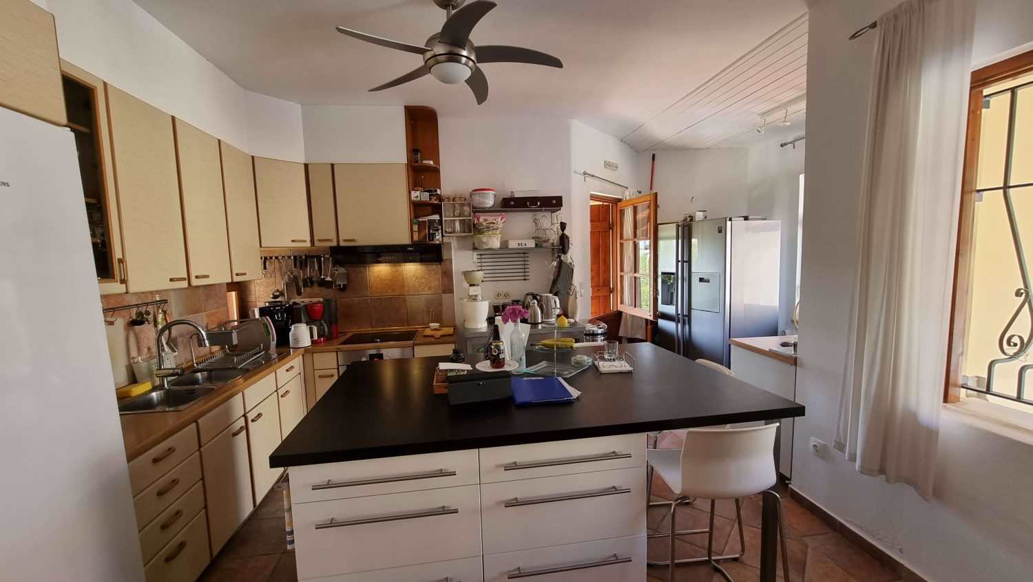 Commercial Property, For Sale