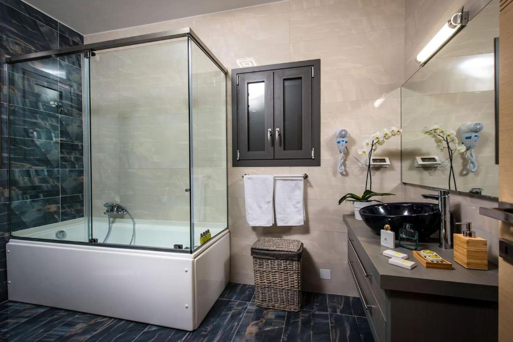 4 Bed, 5 Bath, HouseFor Sale, Lasithi, Crete