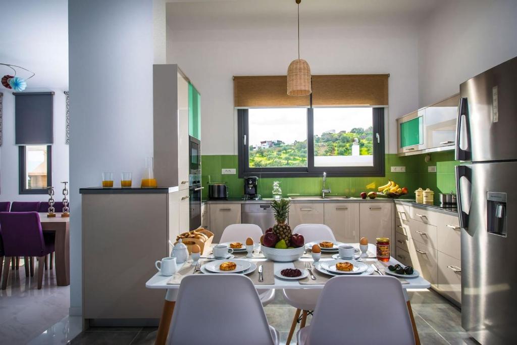 4 Bed, 5 Bath, HouseFor Sale, Lasithi, Crete