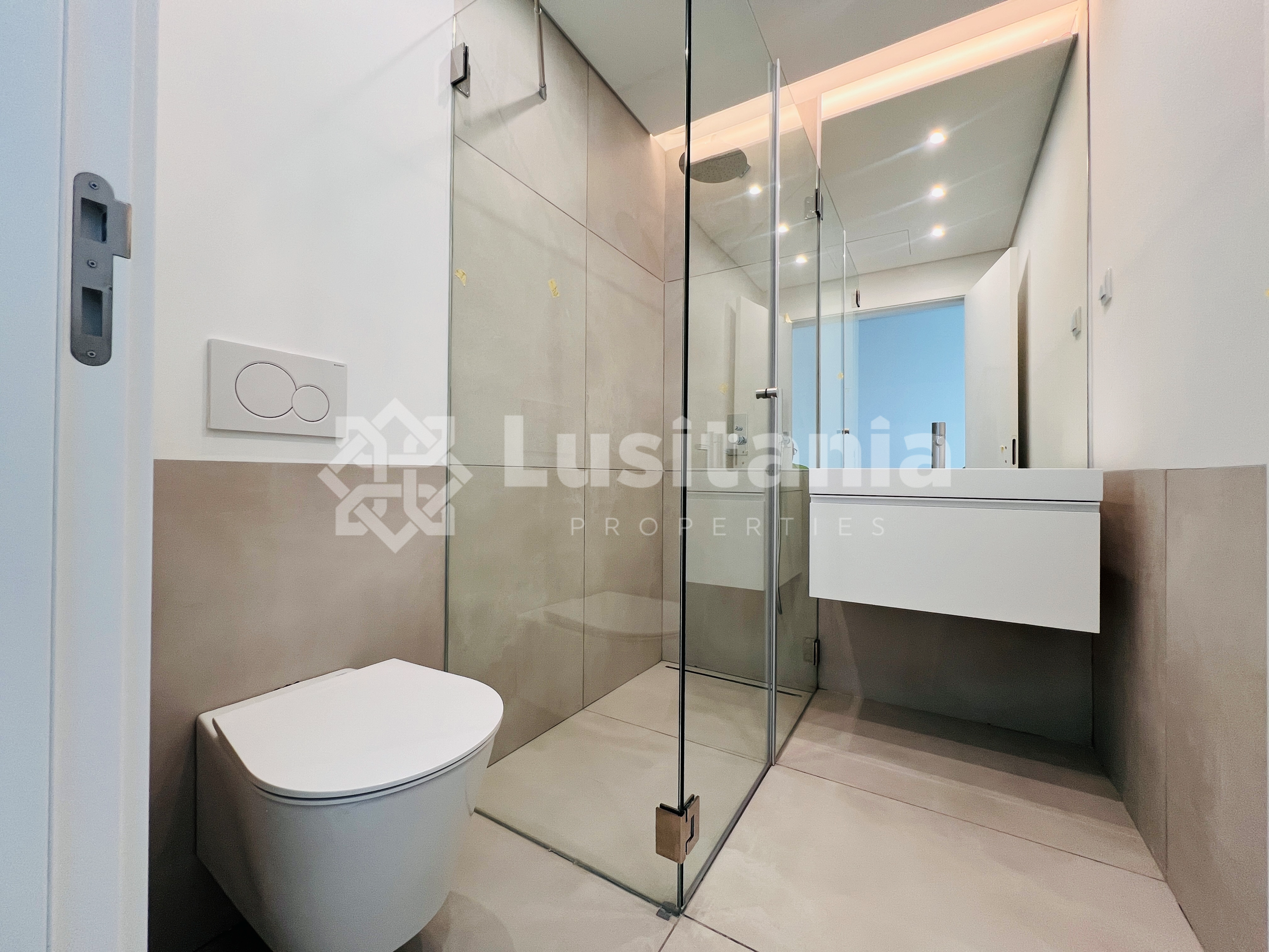 3 Bed, 2 Bath, ApartmentFor Sale, Vilamoura, Loulé, Faro, 8125-495