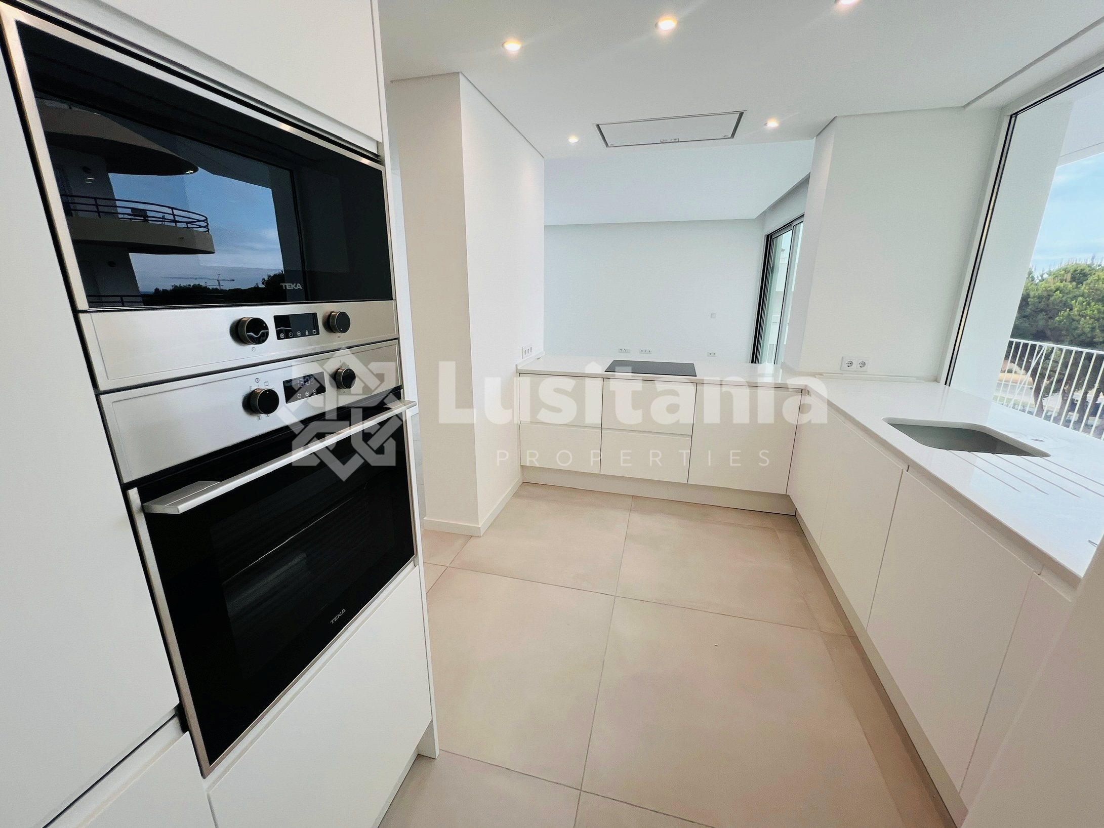 3 Bed, 2 Bath, ApartmentFor Sale, Vilamoura, Loulé, Faro, 8125-495