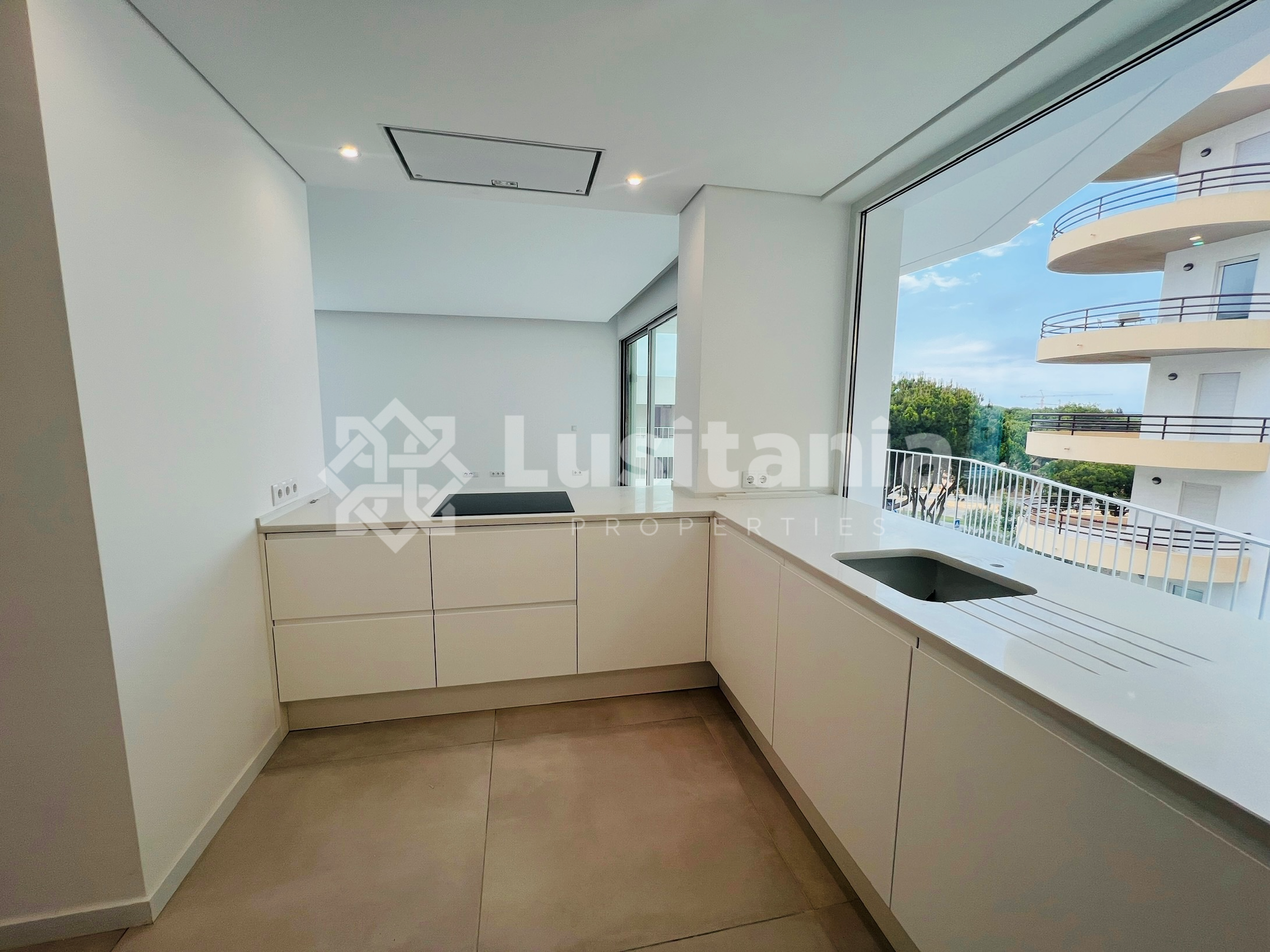 3 Bed, 2 Bath, ApartmentFor Sale, Vilamoura, Loulé, Faro, 8125-495