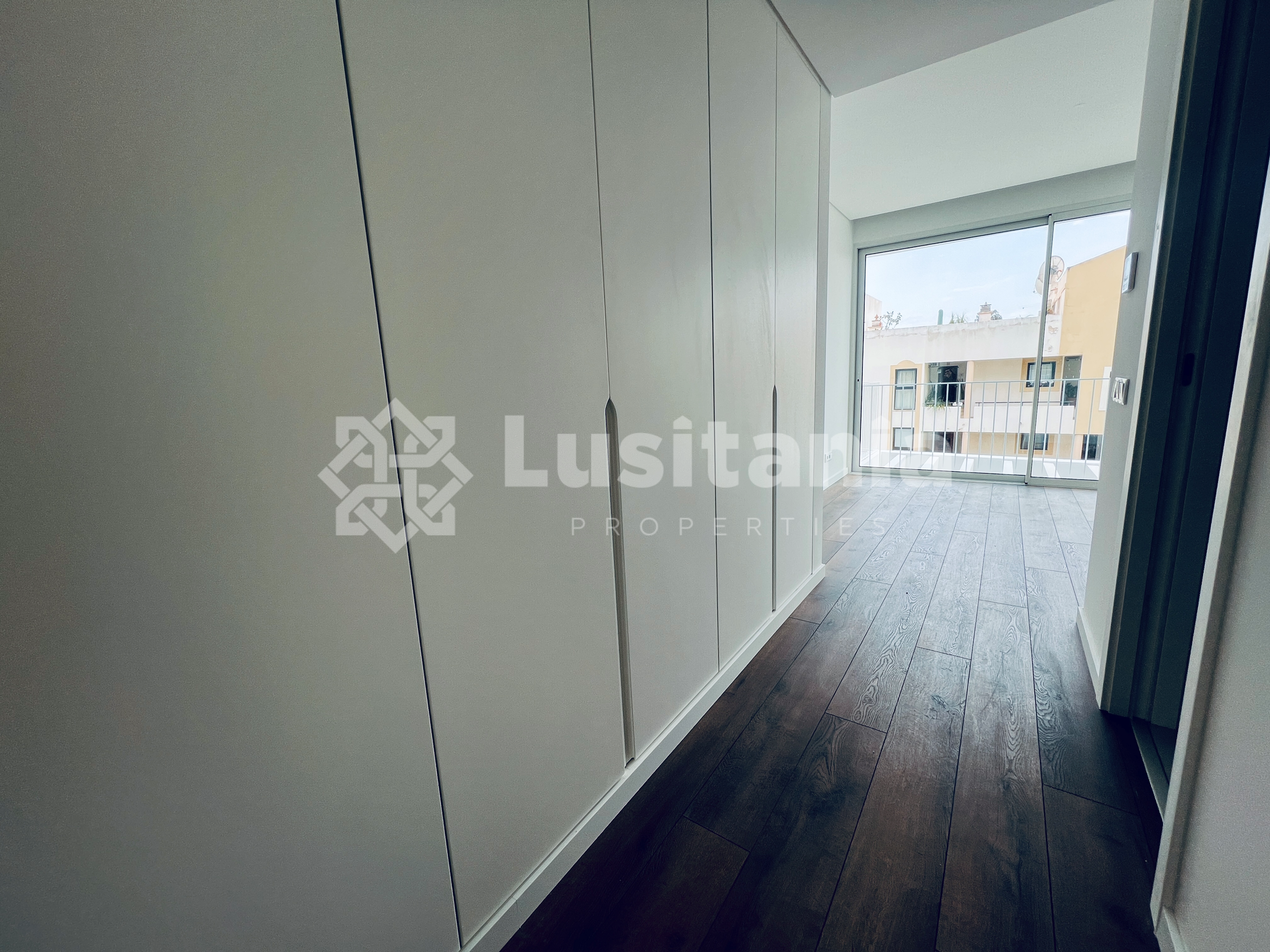 3 Bed, 2 Bath, ApartmentFor Sale, Vilamoura, Loulé, Faro, 8125-495