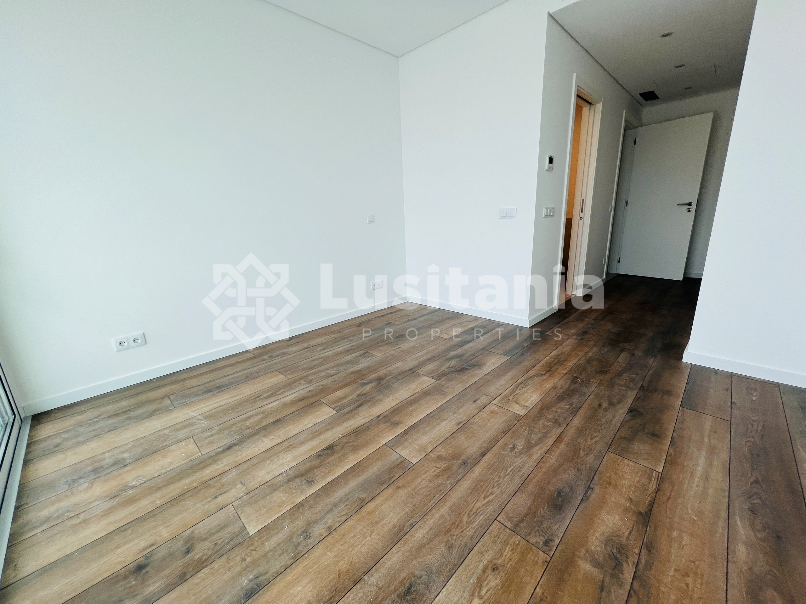 3 Bed, 2 Bath, ApartmentFor Sale, Vilamoura, Loulé, Faro, 8125-495