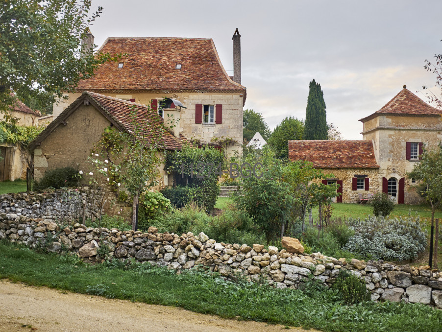 10 Bed, 2 Bath, HouseFor Sale, Bergerac, Dordogne, Aquitaine, 24100