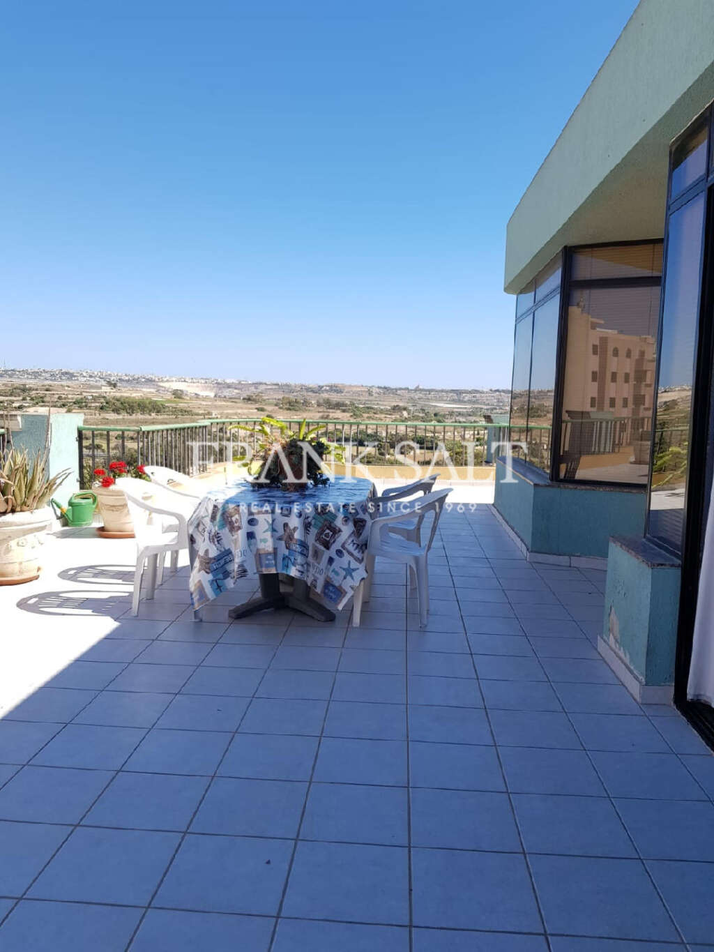 2 Bed, ApartmentFor Sale, Qawra, Malta