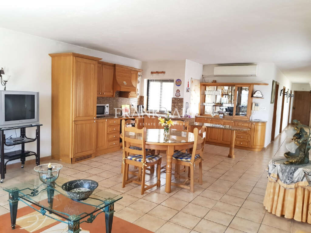 2 Bed, ApartmentFor Sale, Qawra, Malta