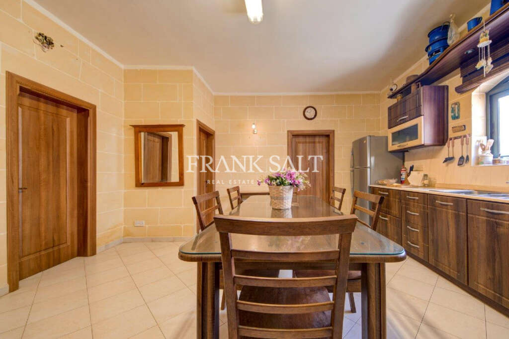 2 Bed, ApartmentFor Sale, Xlendi, Gozo