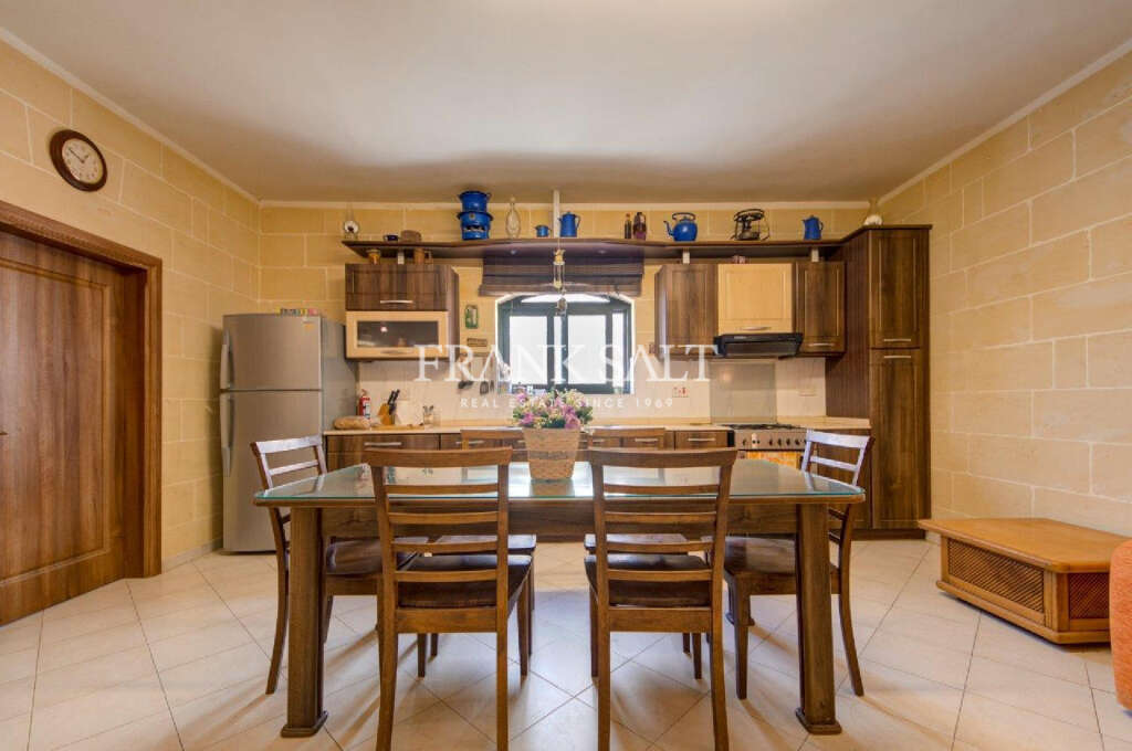 2 Bed, ApartmentFor Sale, Xlendi, Gozo