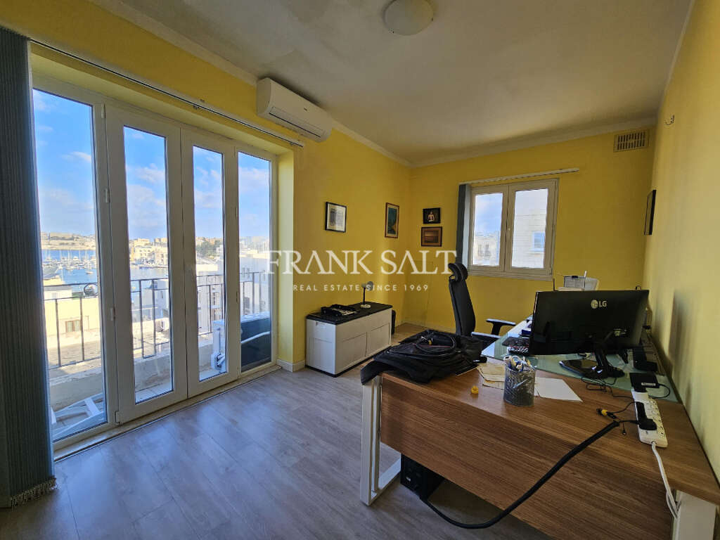 3 Bed, ApartmentFor Sale, Kalkara, Malta