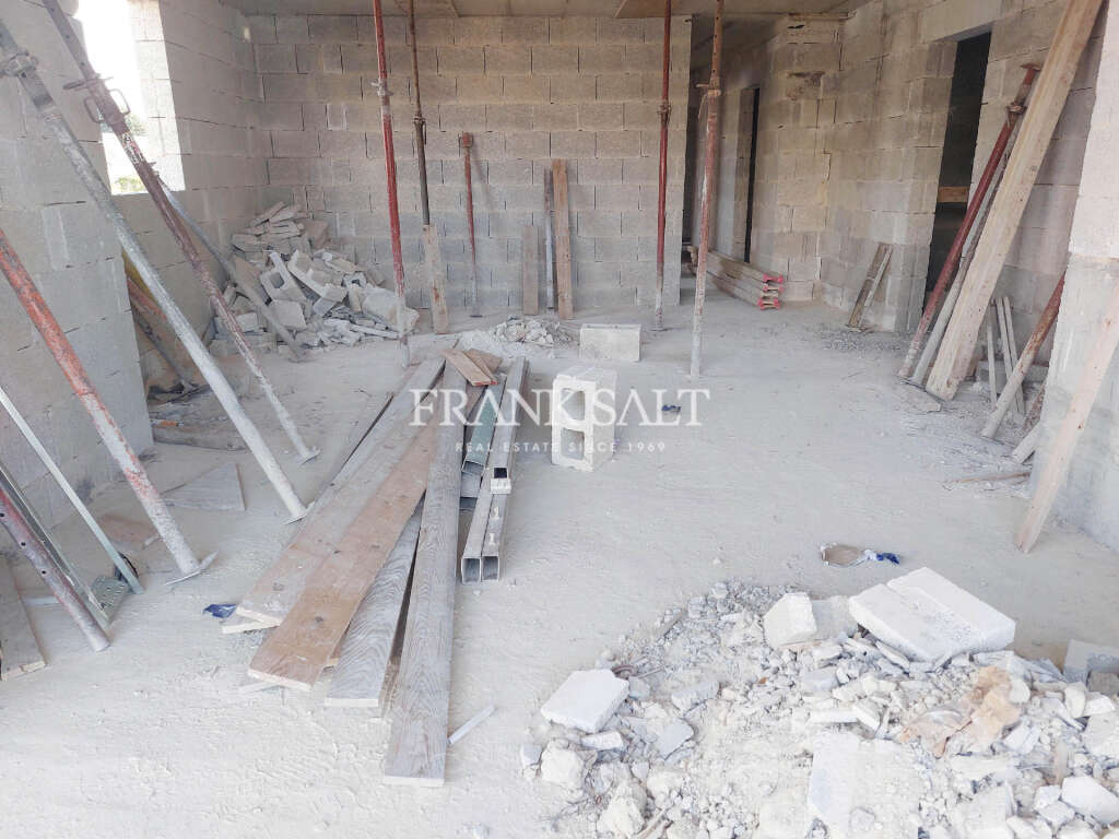 3 Bed, ApartmentFor Sale, Salina, Malta