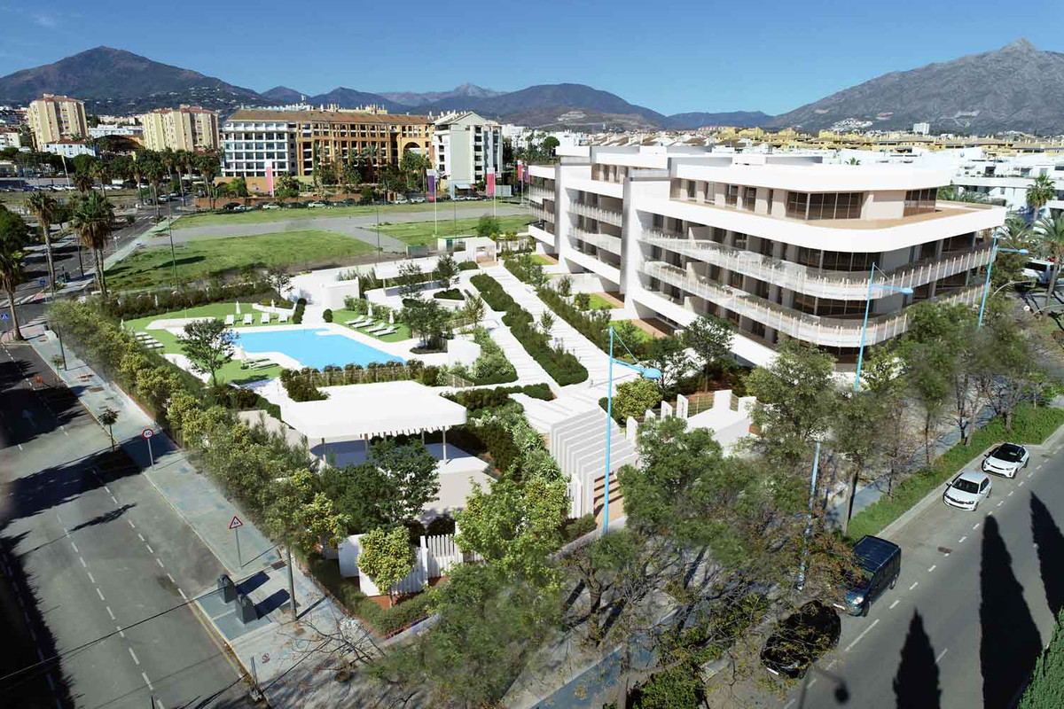 4 Bed, ApartmentFor Sale, San Pedro de Alcantara, Malaga