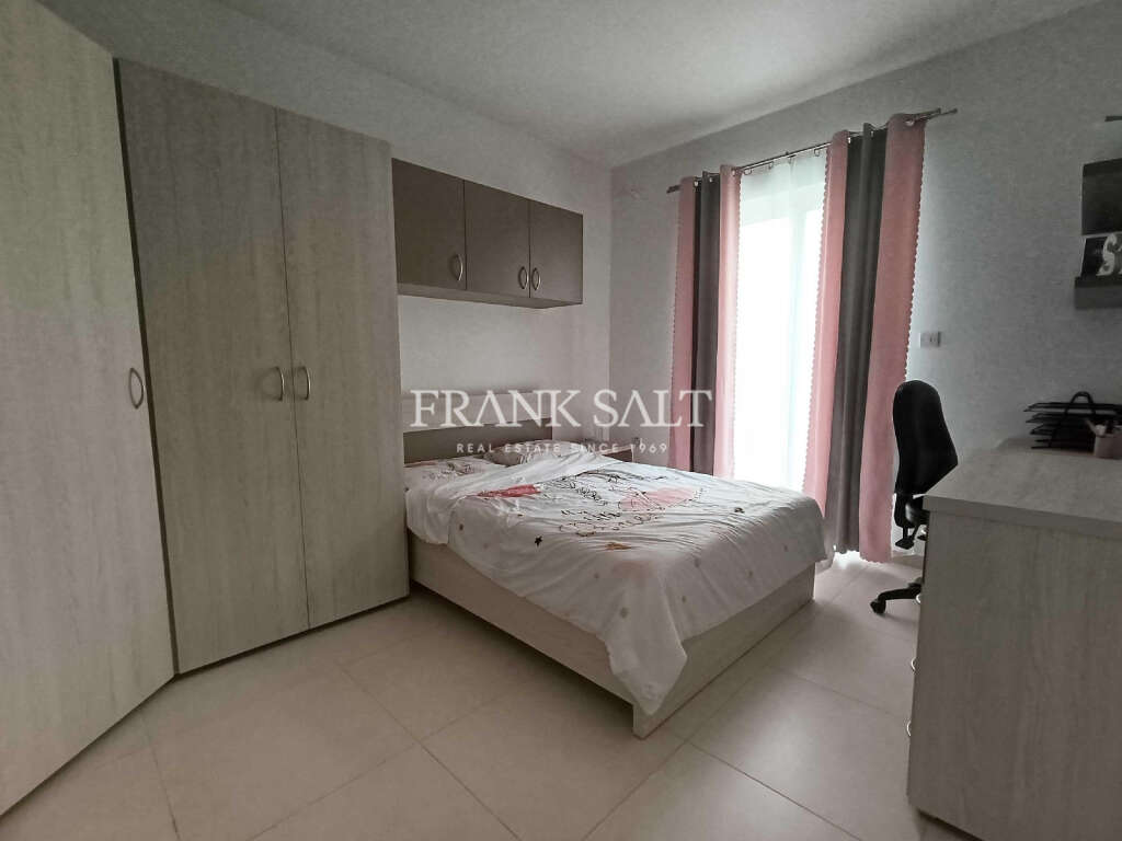 3 Bed, ApartmentFor Sale, Qawra, Malta