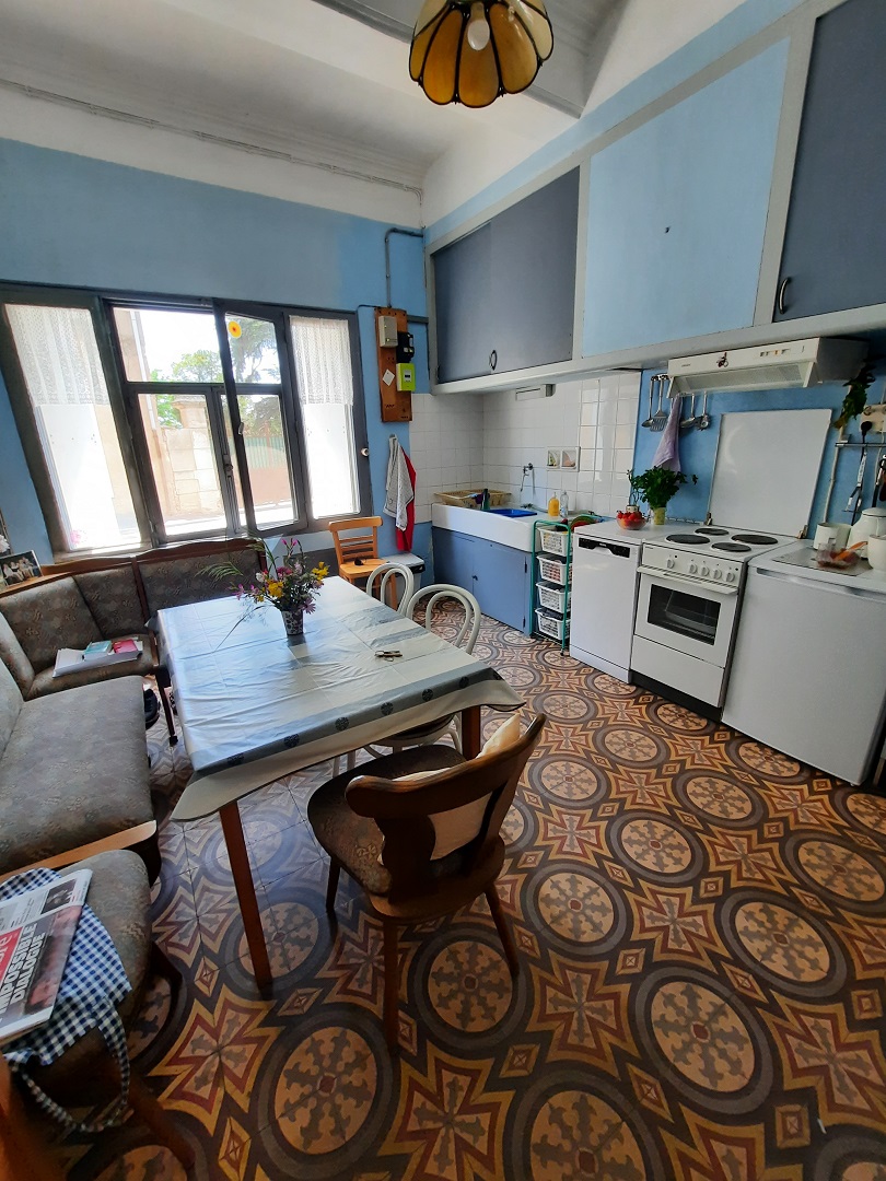 4 Bed, 1 Bath, HouseFor Sale, Autignac, Herault, Languedoc-Roussillon, 34480