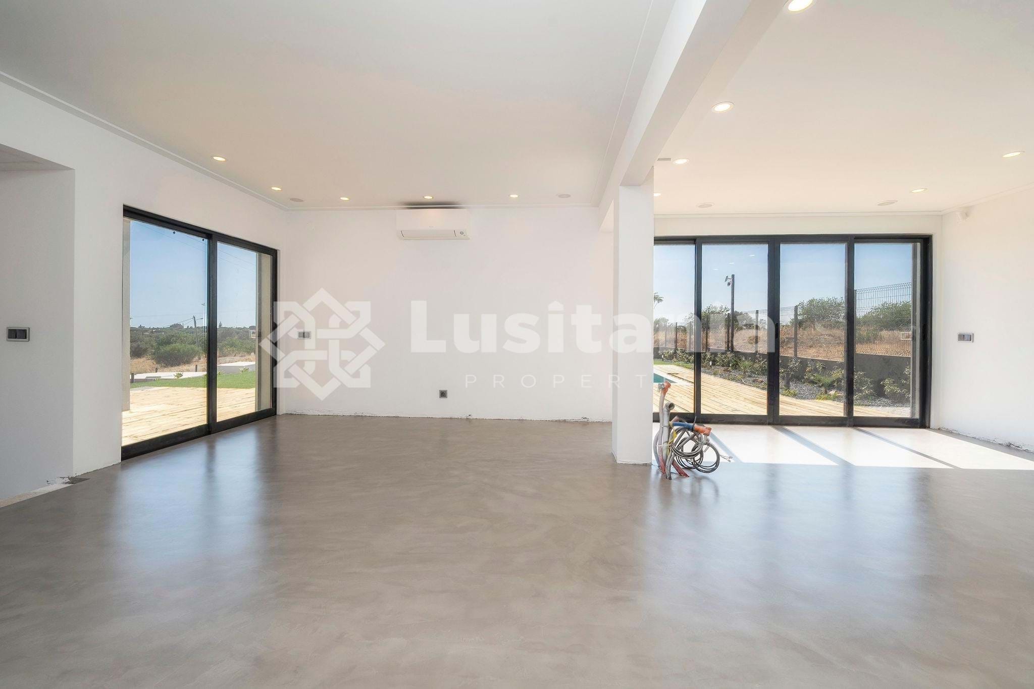 5 Bed, 4 Bath, HouseFor Sale, Loulé, Faro, 8125-016