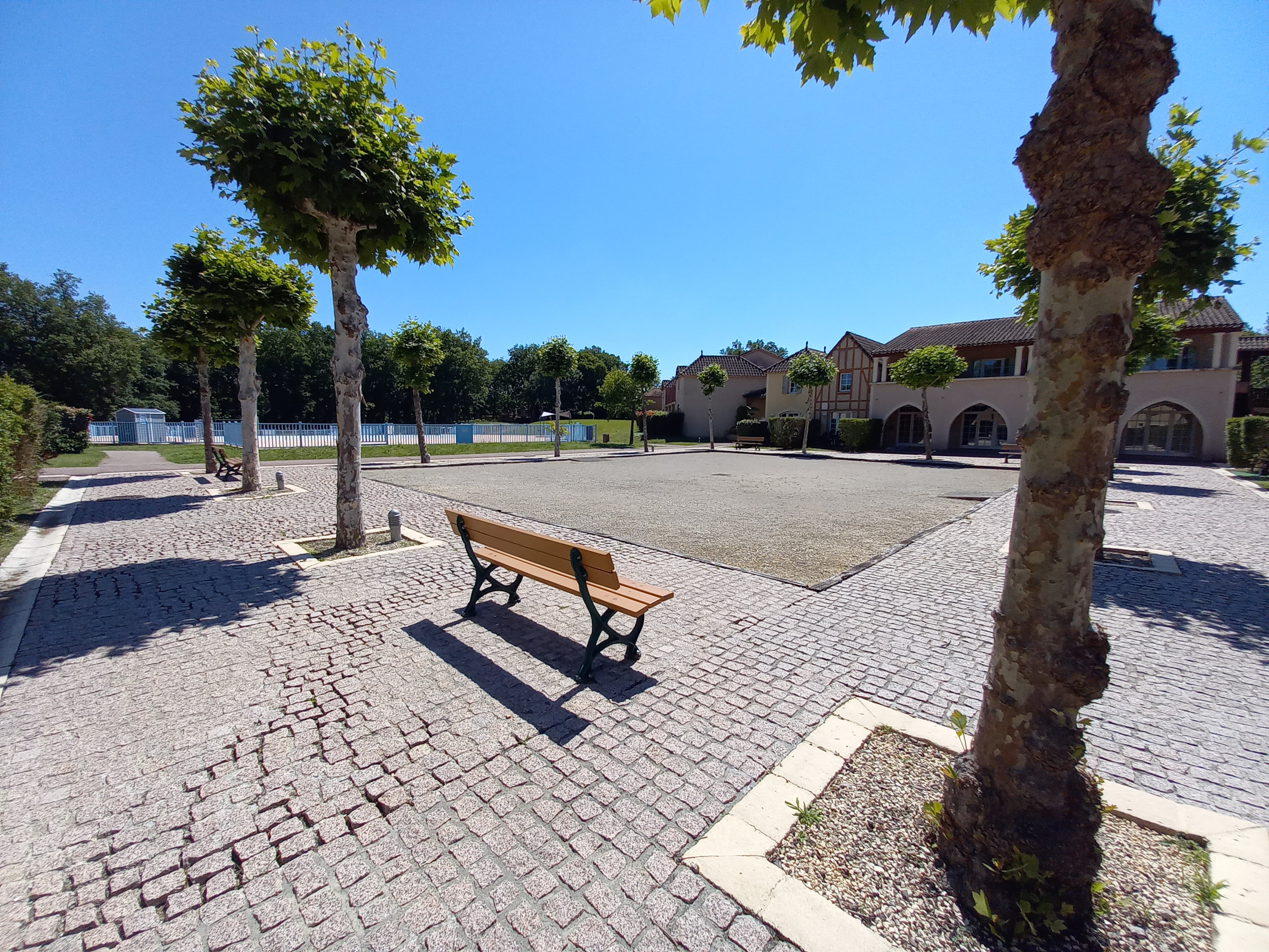 1 Bed, 1 Bath, ApartmentFor Sale, Monflanquin, Lot-et-Garonne, Aquitaine, 47150