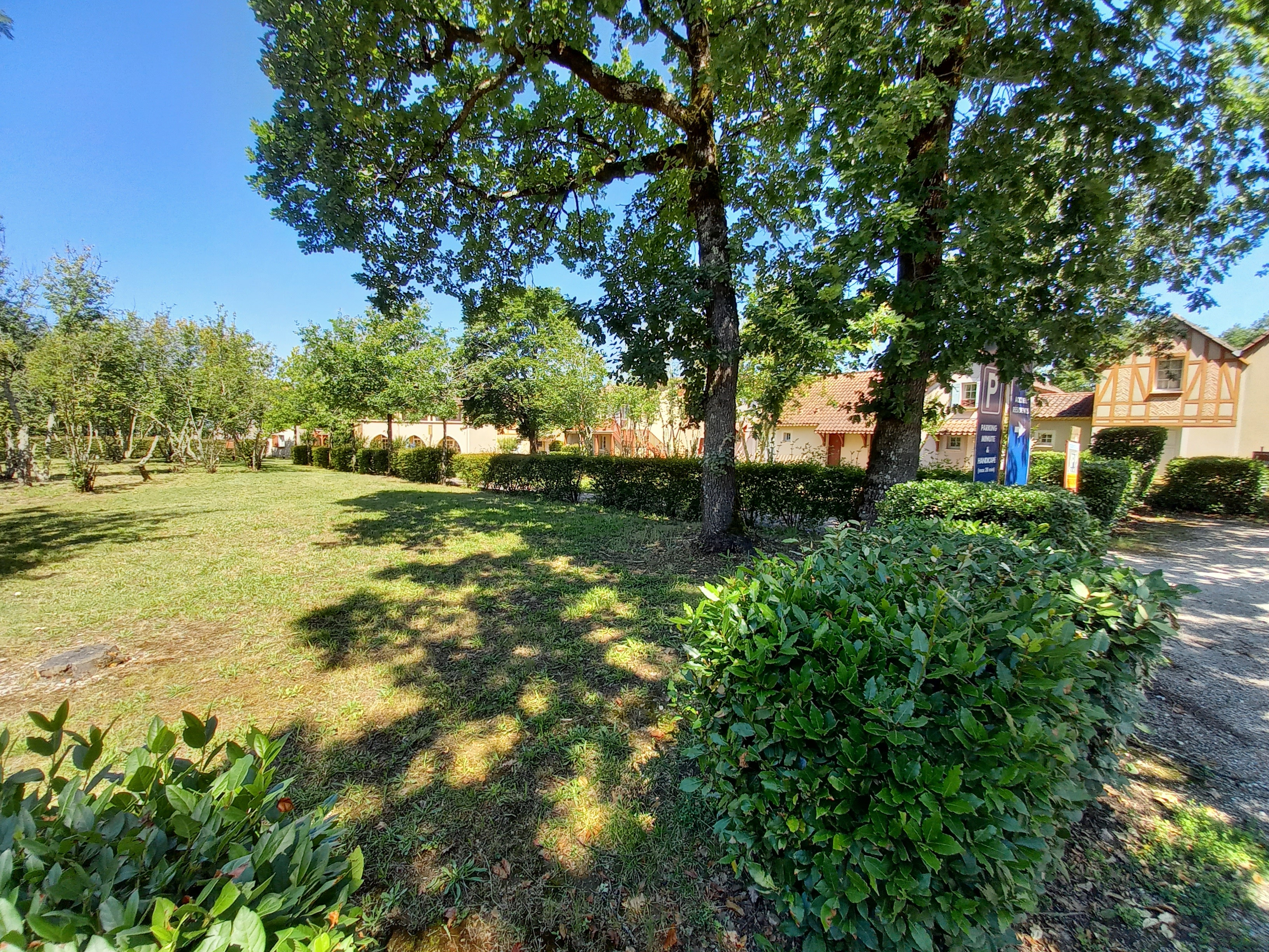 1 Bed, 1 Bath, ApartmentFor Sale, Monflanquin, Lot-et-Garonne, Aquitaine, 47150