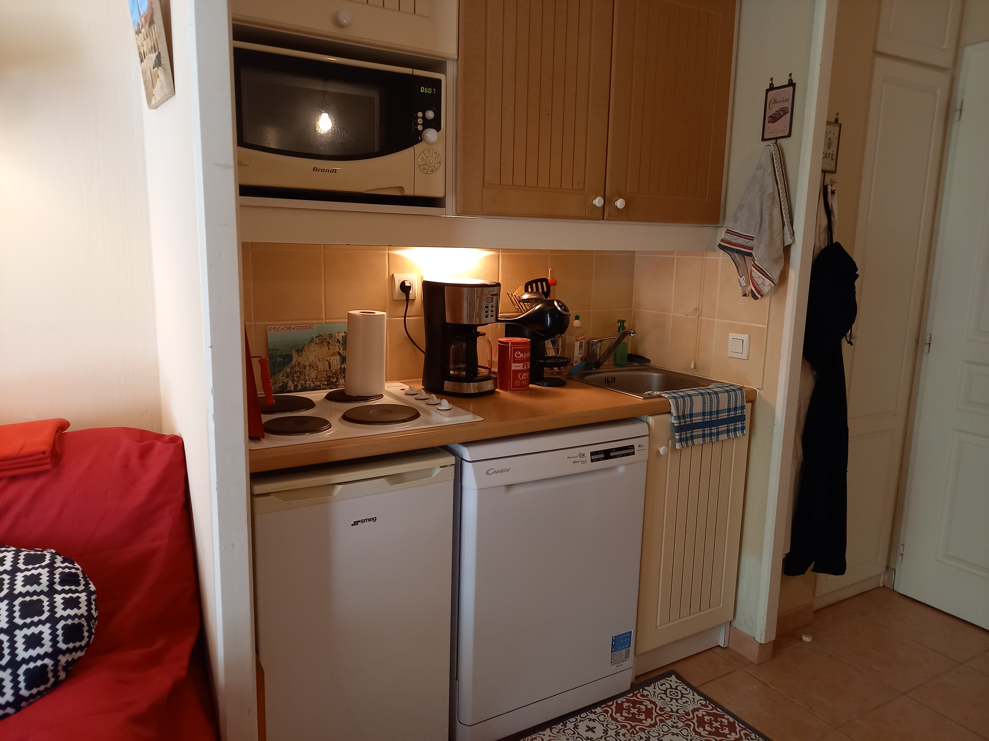 1 Bed, 1 Bath, ApartmentFor Sale, Monflanquin, Lot-et-Garonne, Aquitaine, 47150