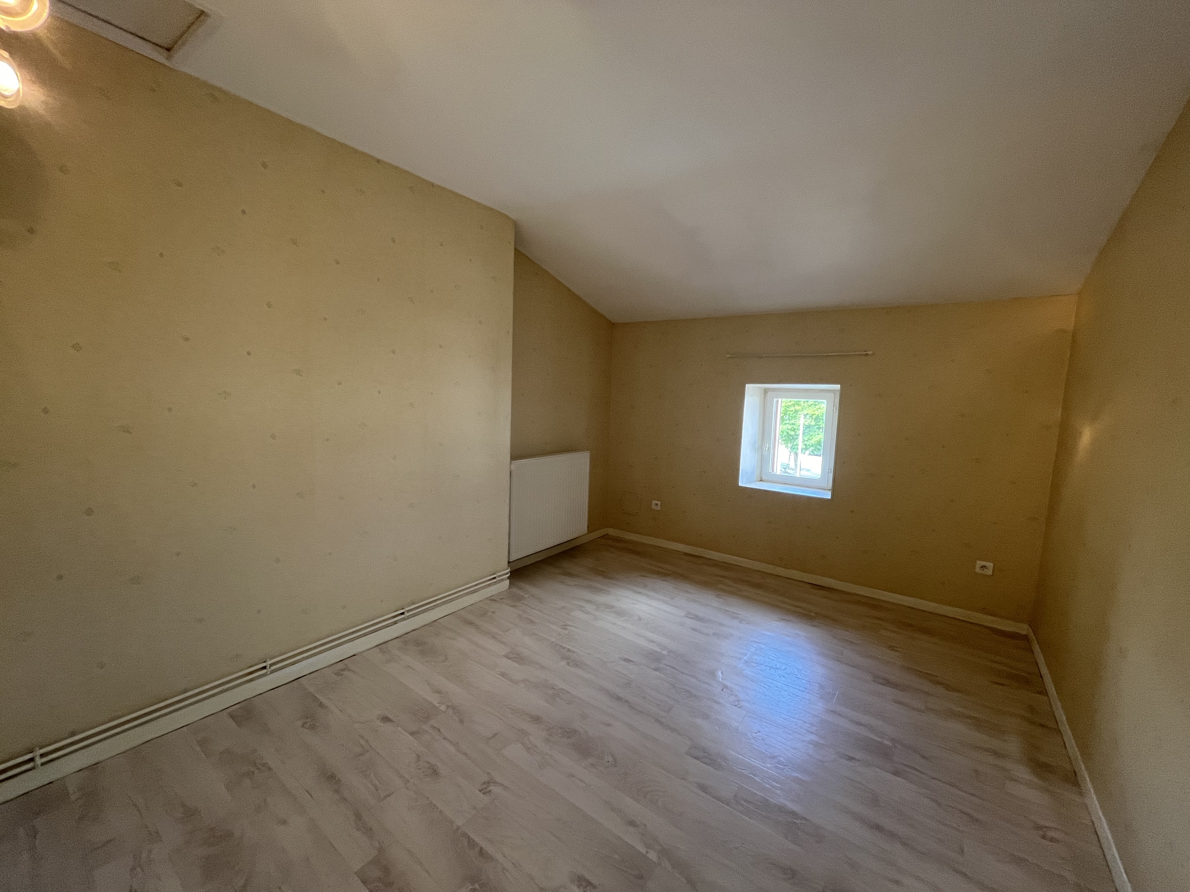 4 Bed, 1 Bath, HouseFor Sale, Castillonnes, Lot-et-Garonne, Aquitaine, 47330