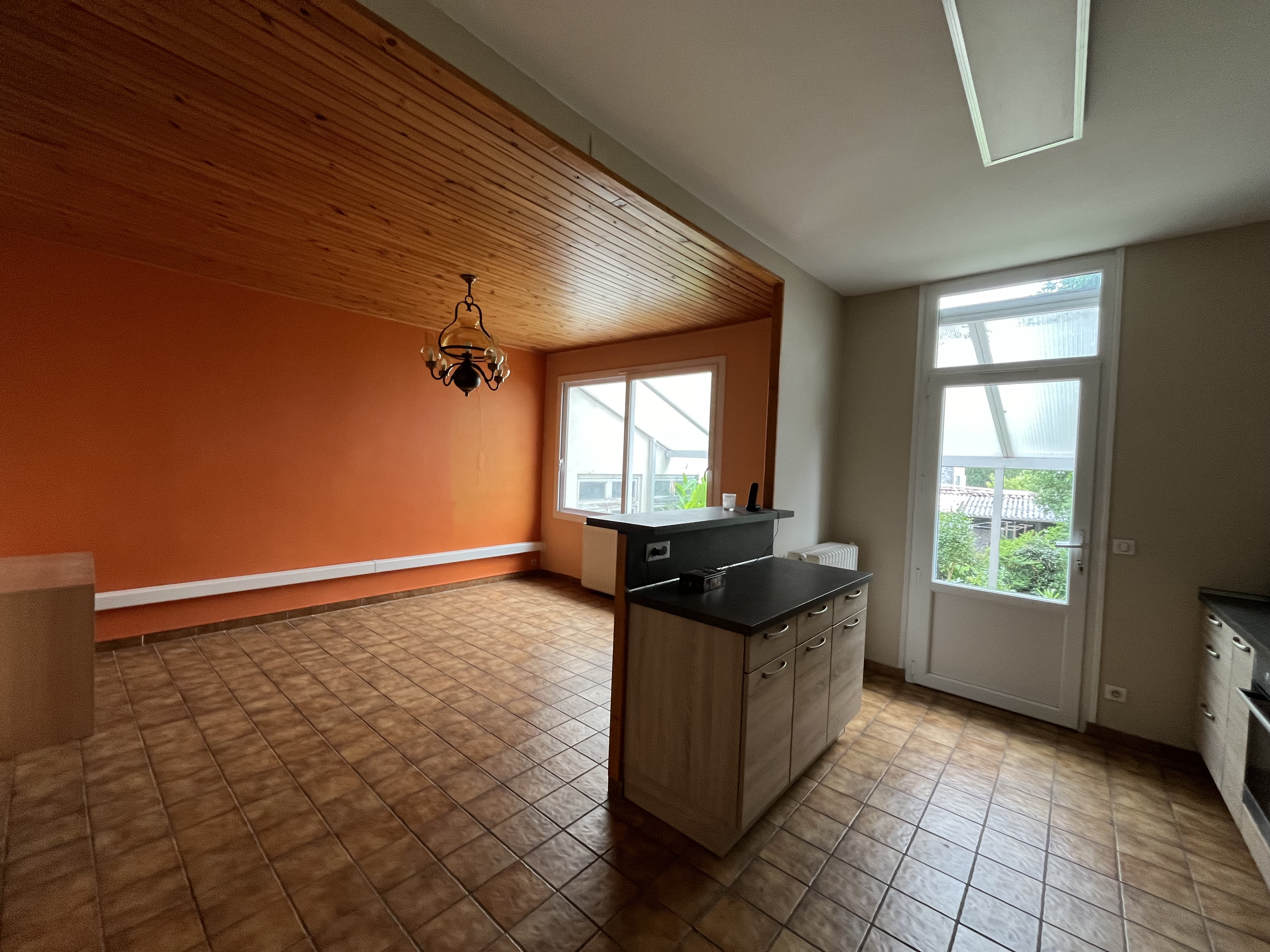 4 Bed, 1 Bath, HouseFor Sale, Castillonnes, Lot-et-Garonne, Aquitaine, 47330