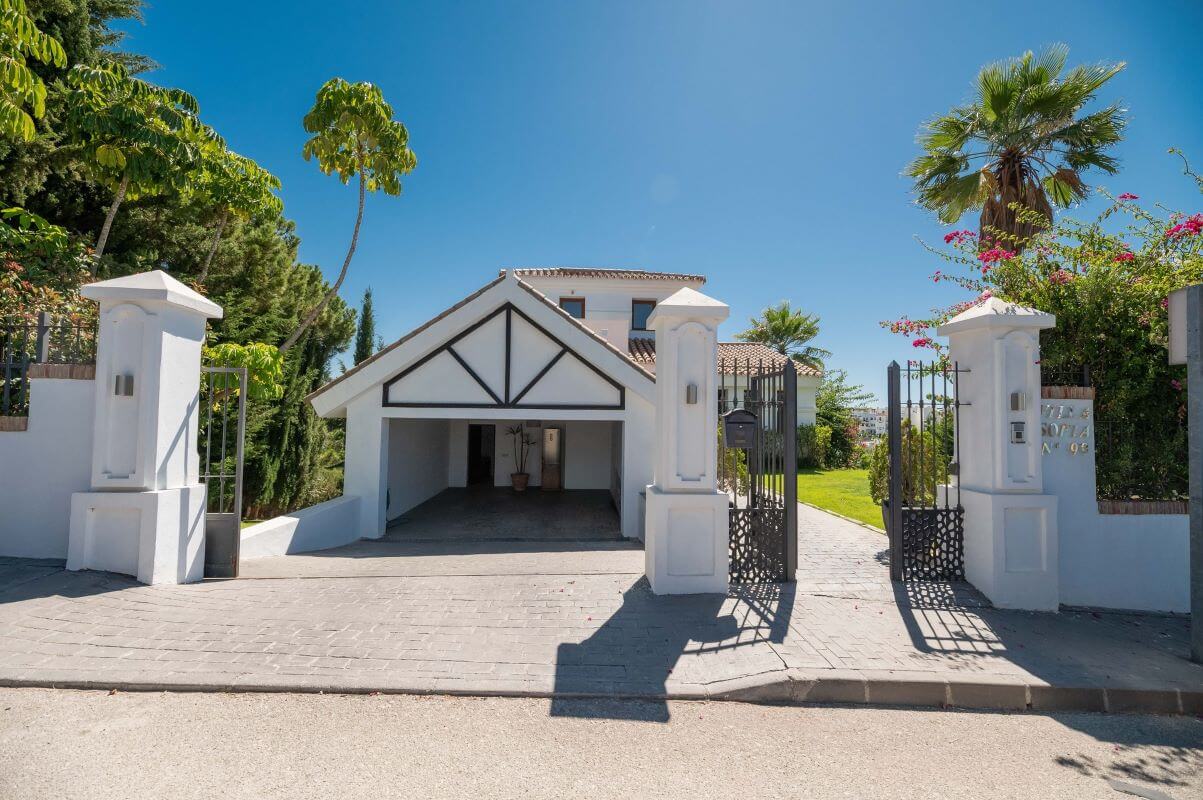 4 Bed, 5 Bath, HouseFor Sale, Estepona, Malaga