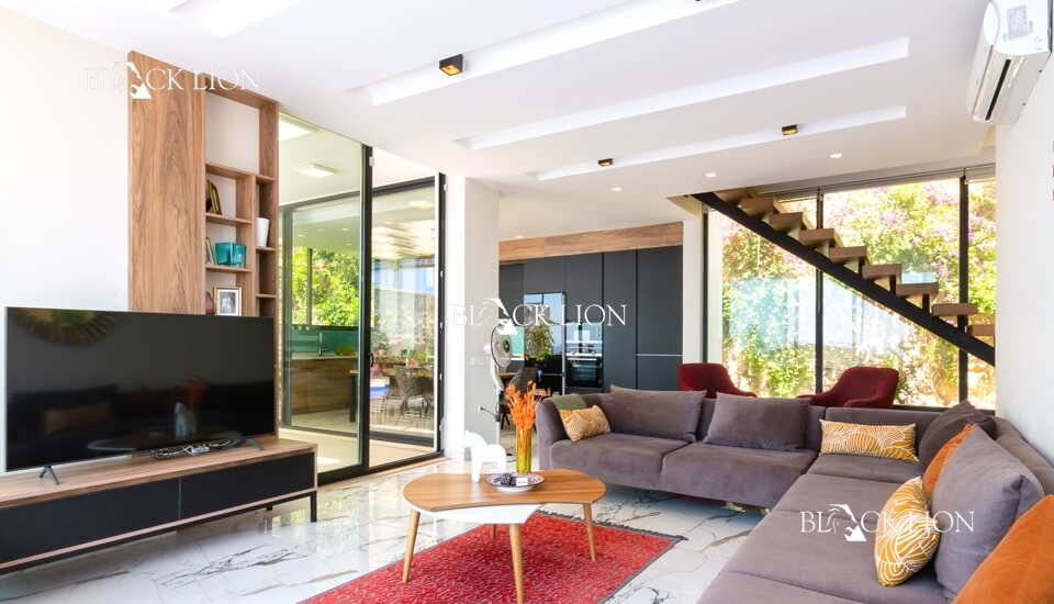 4 Bed, 4 Bath, HouseFor Sale, Ortaalan, Kalkan, Antalya