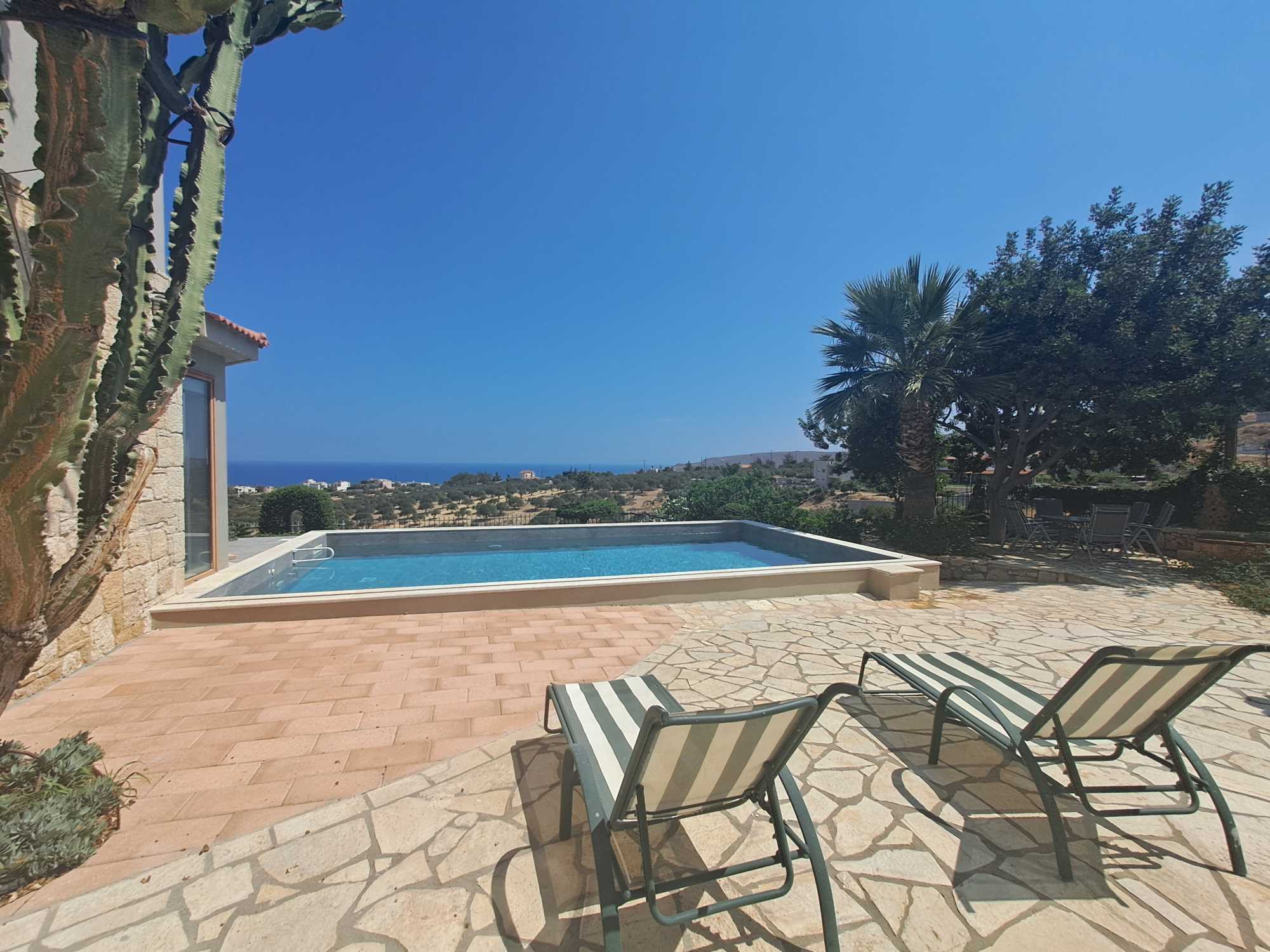 6 Bed, 4 Bath, HouseFor Sale, Heraklion, Crete, 71500