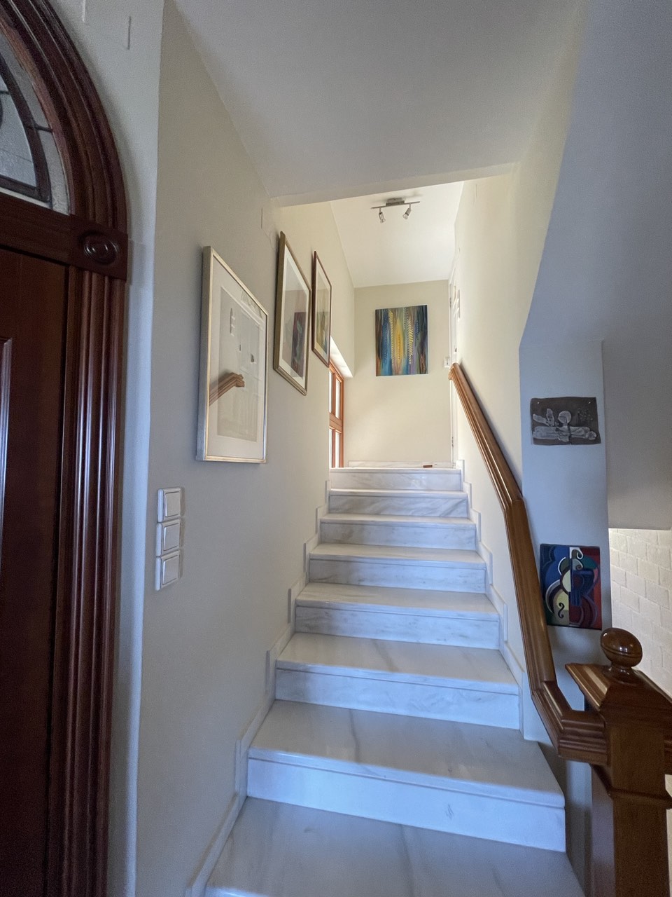 6 Bed, 4 Bath, HouseFor Sale, Heraklion, Crete, 71500