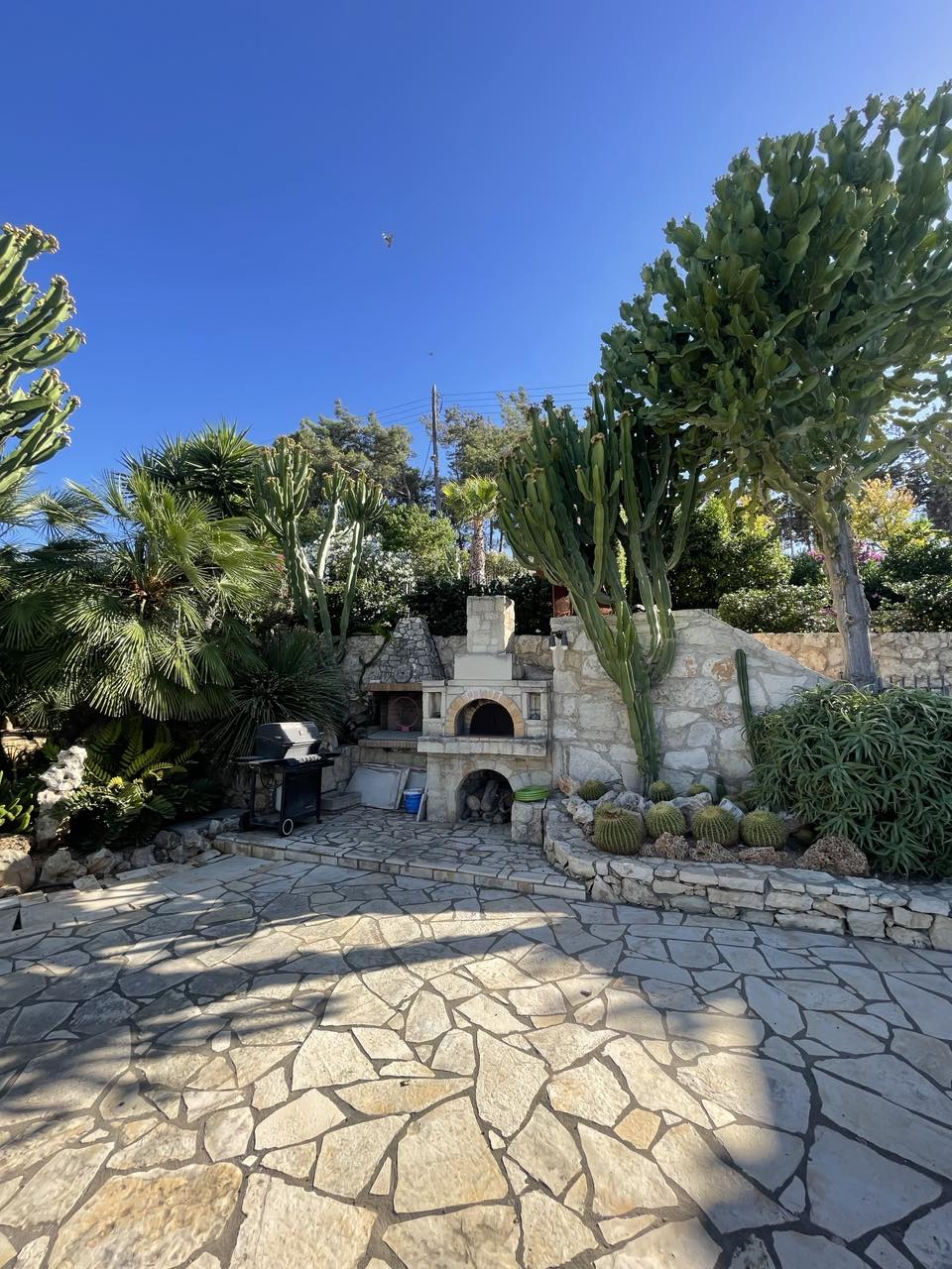 6 Bed, 4 Bath, HouseFor Sale, Heraklion, Crete, 71500