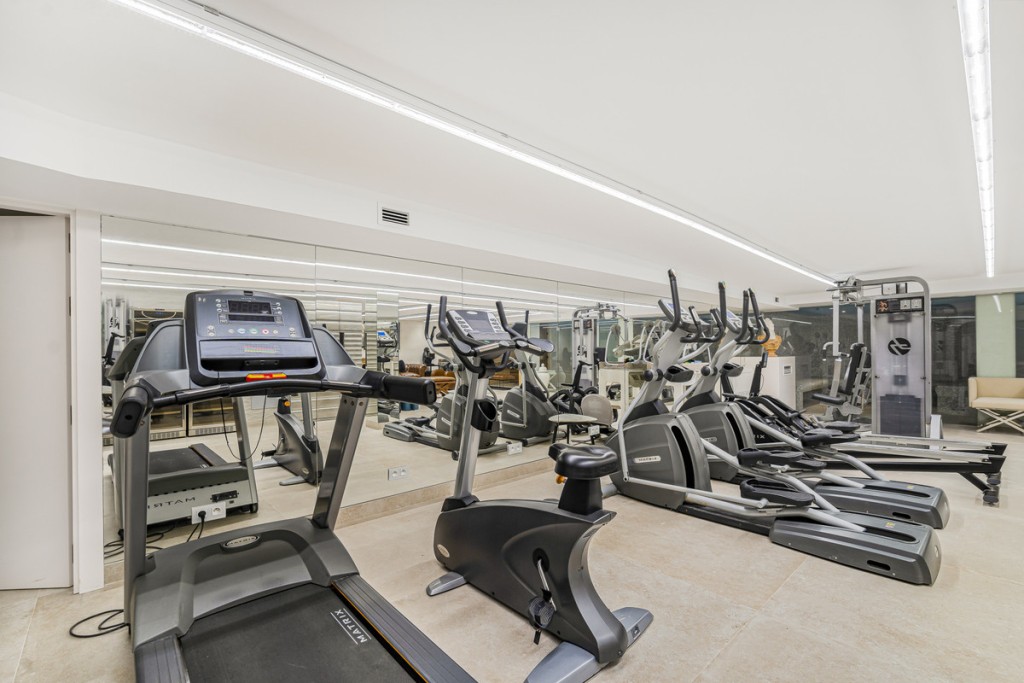 6 Bed, 8 Bath, HouseFor Sale, Marbella, Malaga