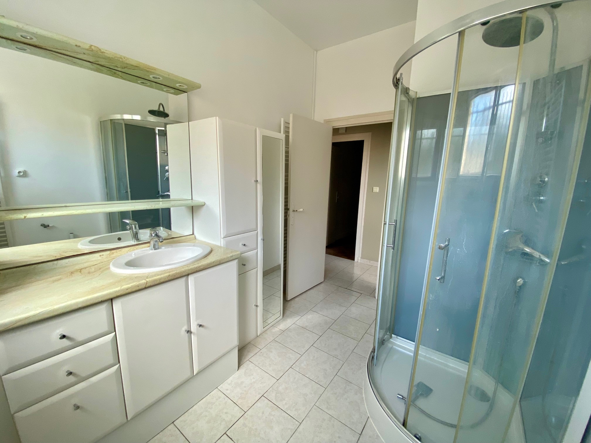 3 Bed, 1 Bath, HouseFor Sale, Bergerac, Dordogne, Aquitaine, 24100