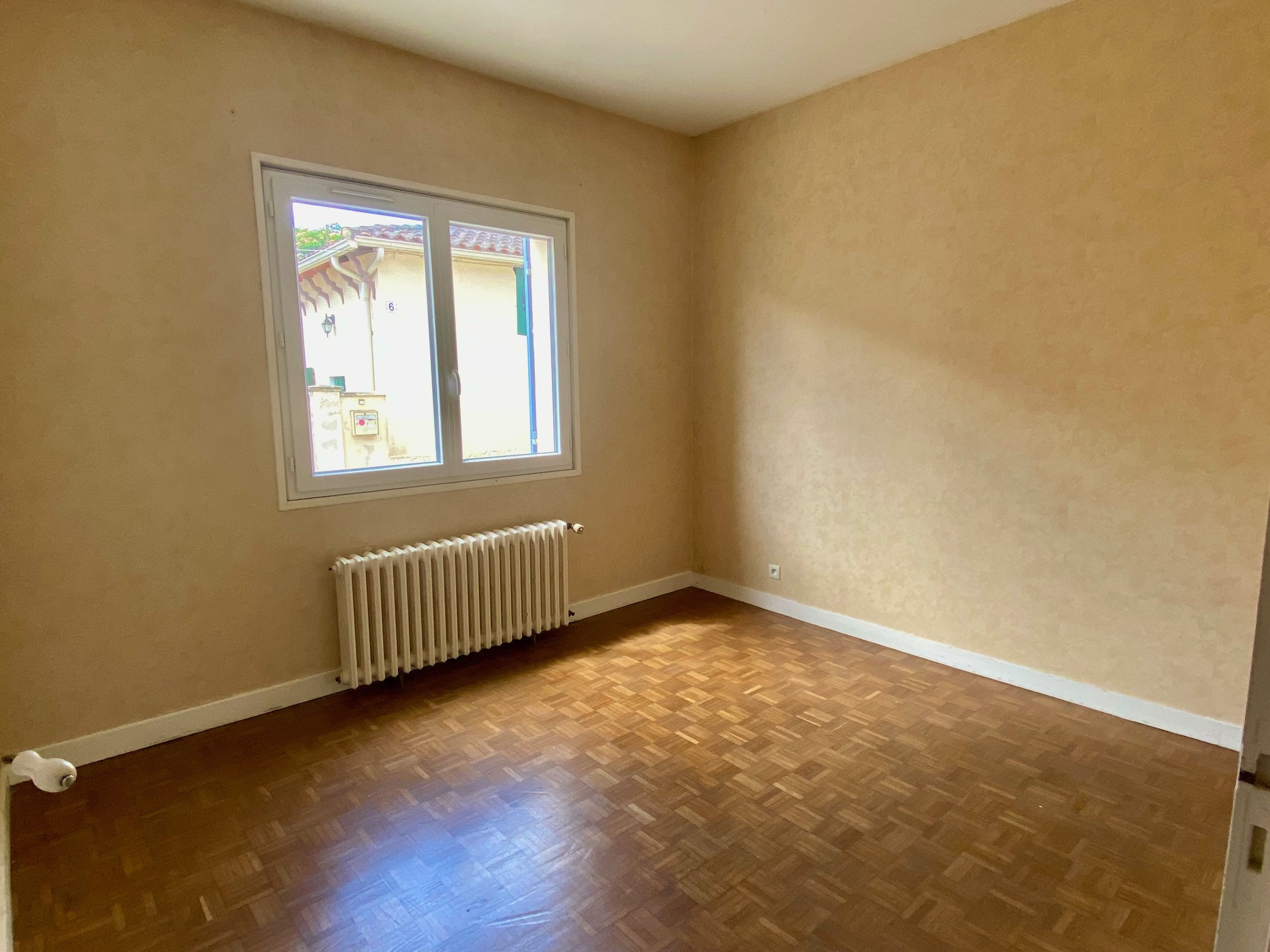 3 Bed, 1 Bath, HouseFor Sale, Bergerac, Dordogne, Aquitaine, 24100