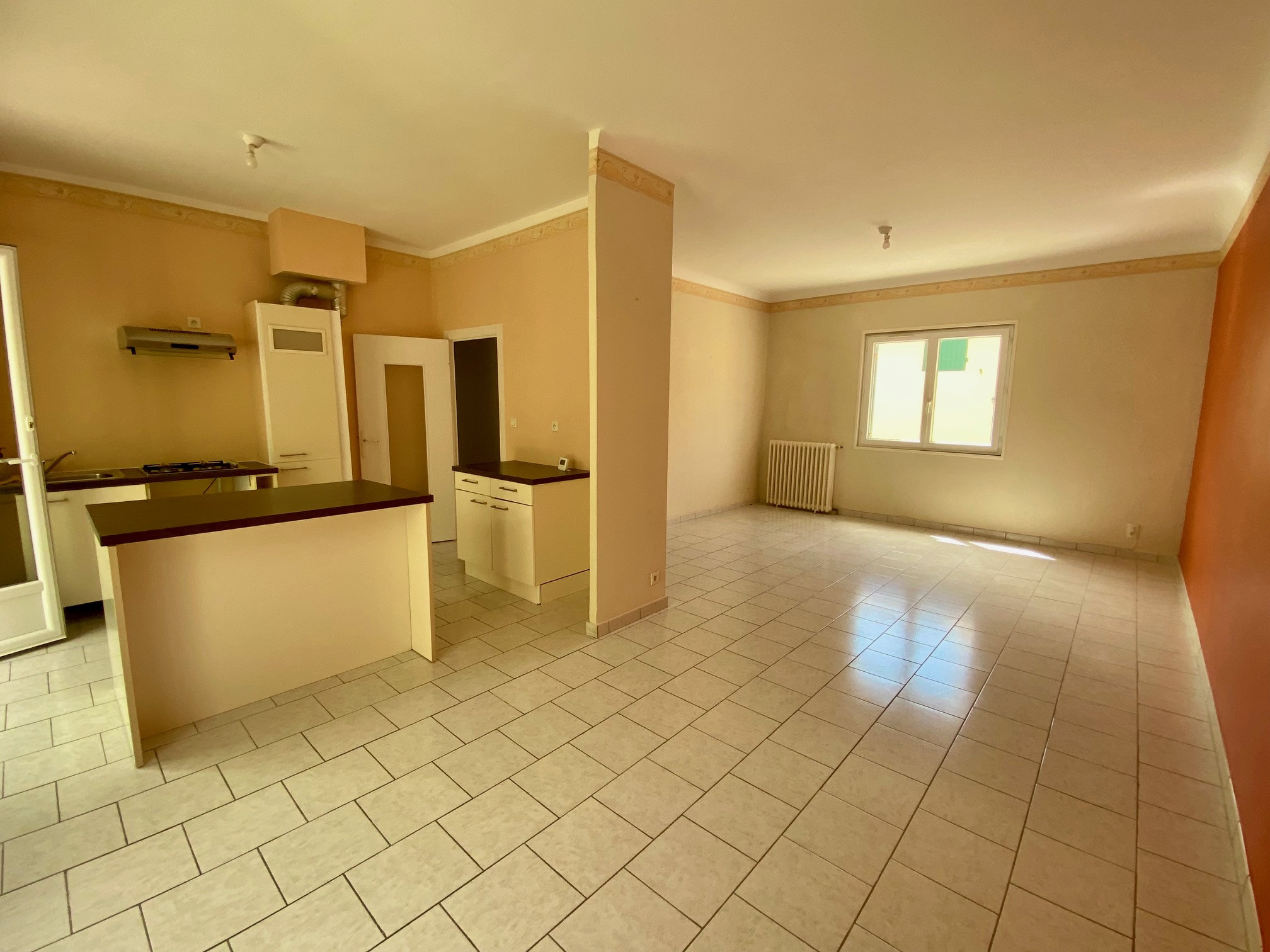 3 Bed, 1 Bath, HouseFor Sale, Bergerac, Dordogne, Aquitaine, 24100