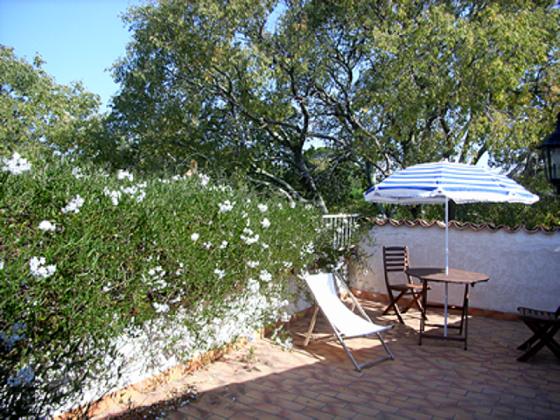 2 Bed, 1 Bath, ApartmentFor Sale, Pezenas, Herault, Languedoc-Roussillon, 34120