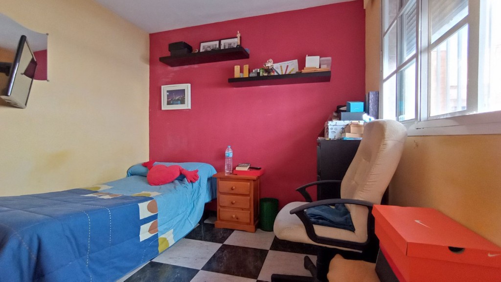 4 Bed, 2 Bath, HouseFor Sale, Malaga, Malaga