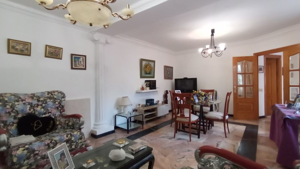 4 Bed, 2 Bath, HouseFor Sale, Malaga, Malaga