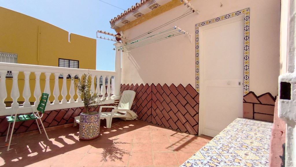 4 Bed, 2 Bath, HouseFor Sale, Malaga, Malaga