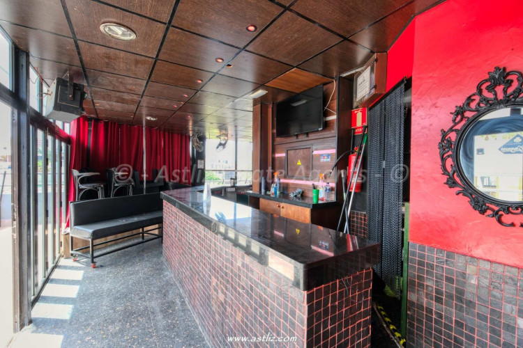 Commercial Property, For Sale