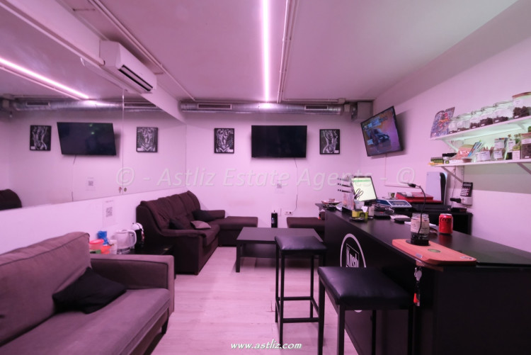 Commercial Property, For Sale