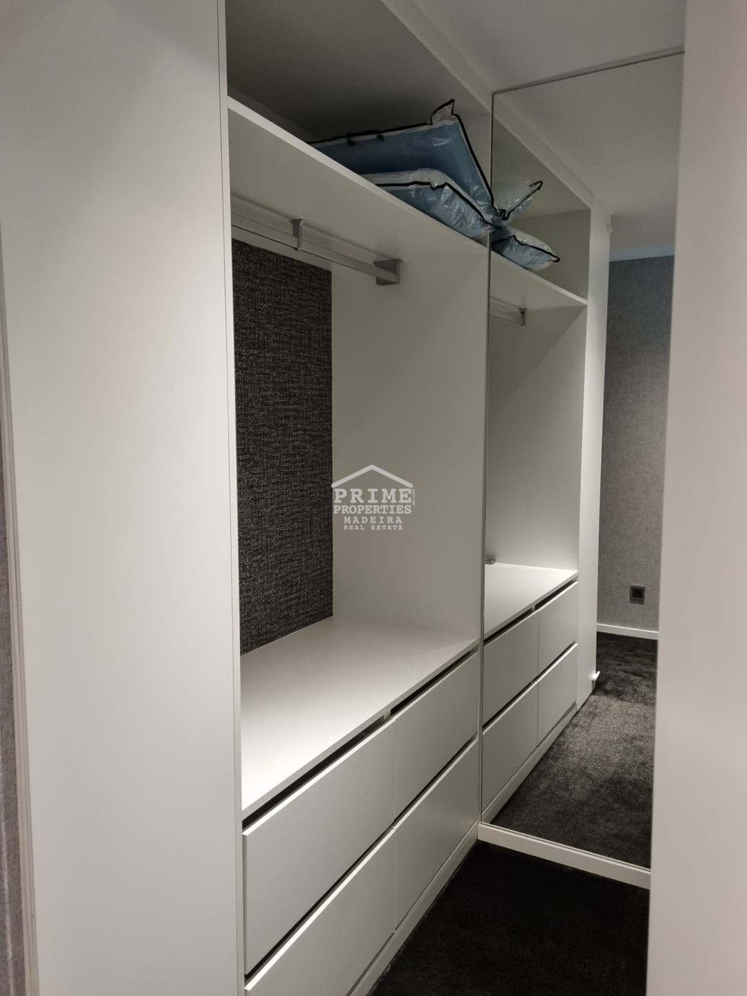 2 Bed, 3 Bath, ApartmentFor Sale, Funchal, Ilha da Madeira, 9004-513