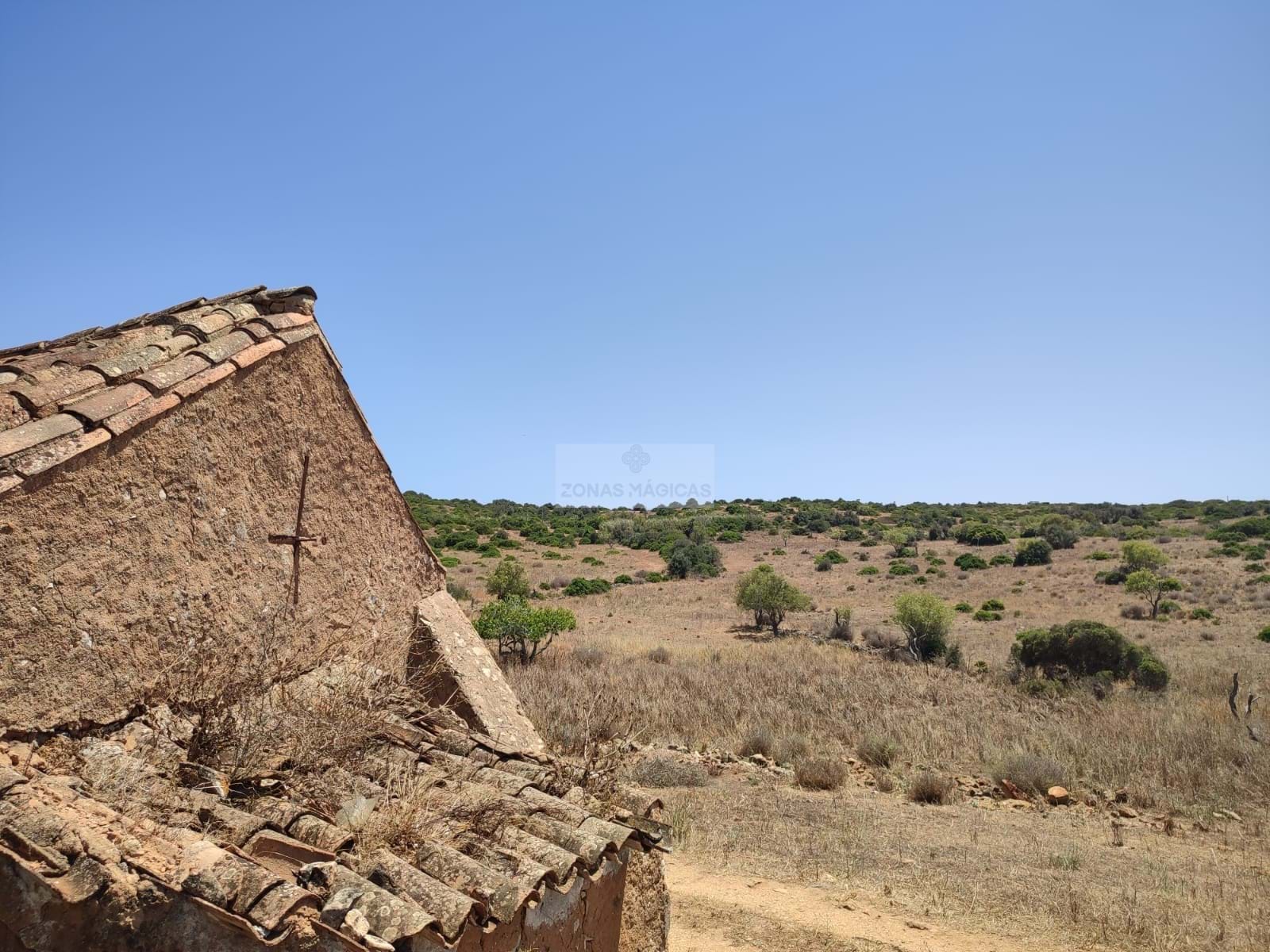 4 Bed, 1 Bath, HouseFor Sale, Lagos, Faro, 8600-120